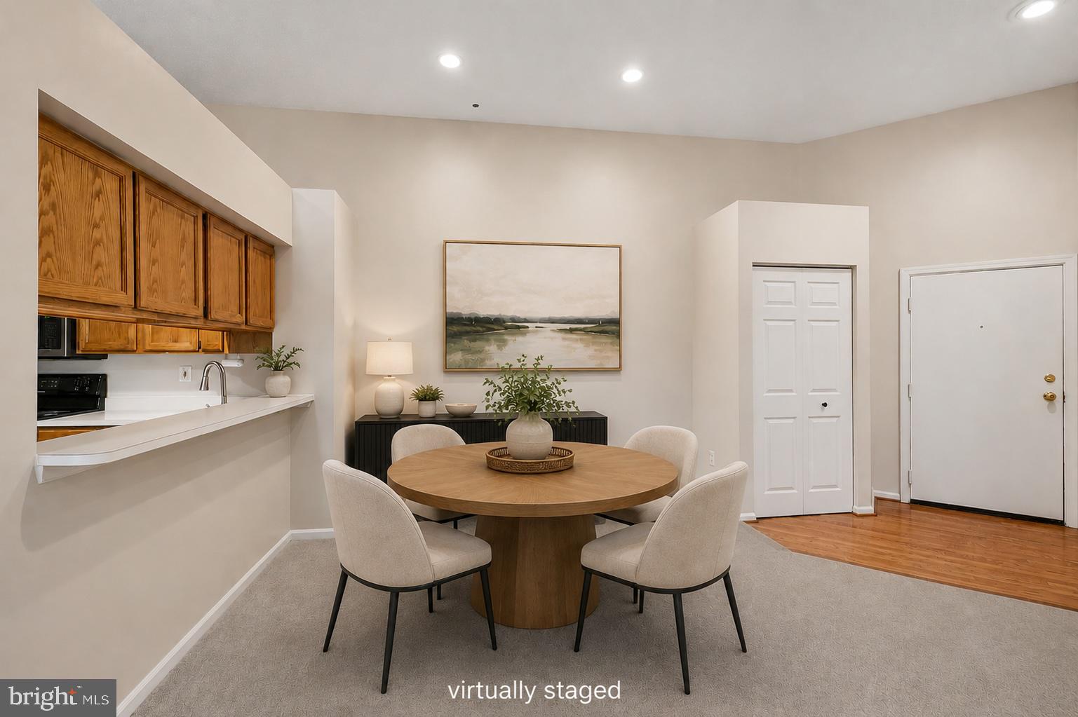 WATERS EDGE AT NORTH LAKE - Residential