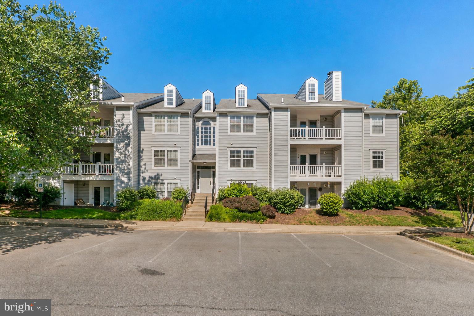 WATERS EDGE AT NORTH LAKE - Residential