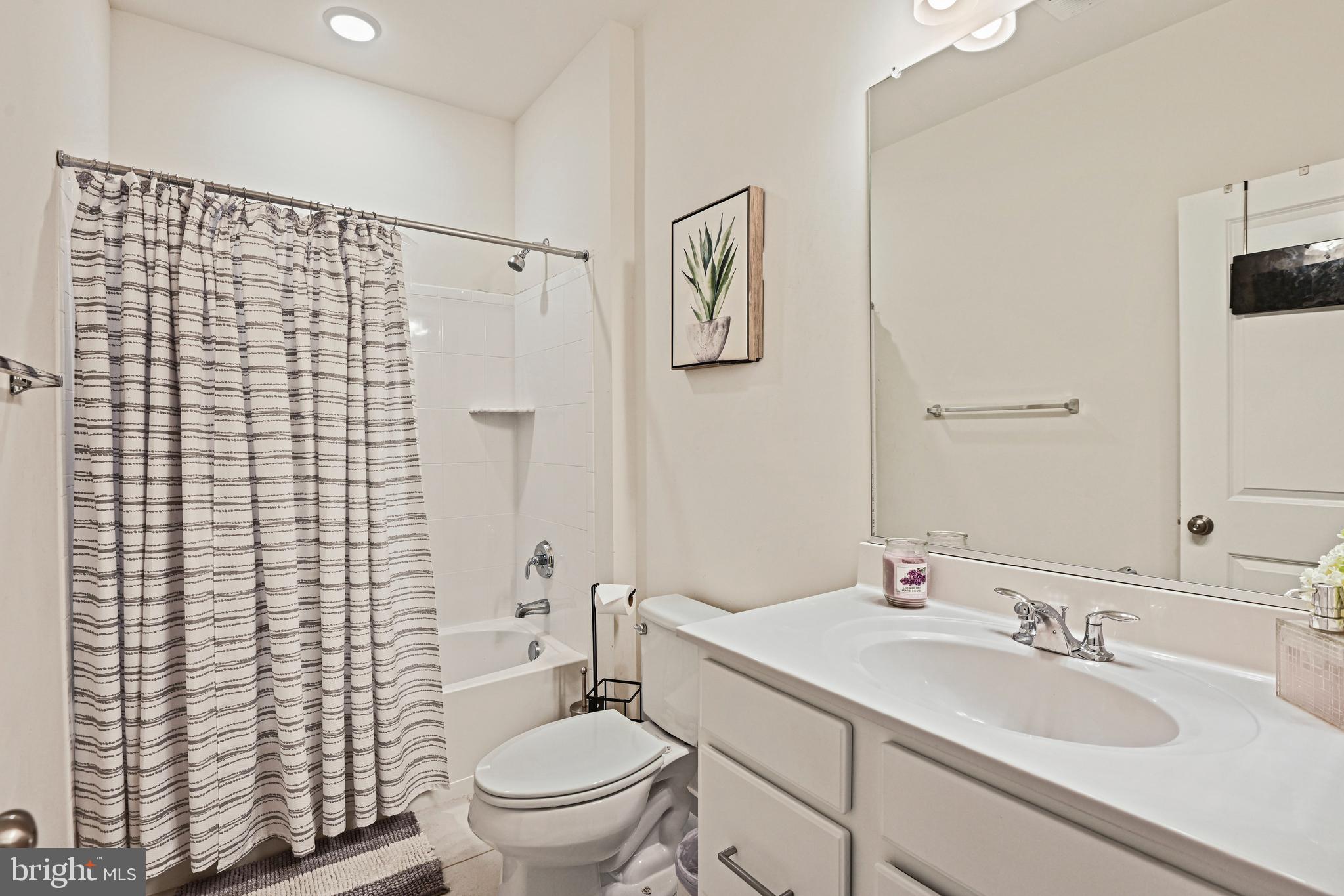 GLASCOCK FIELD AT STONE RIDGE - Residential
