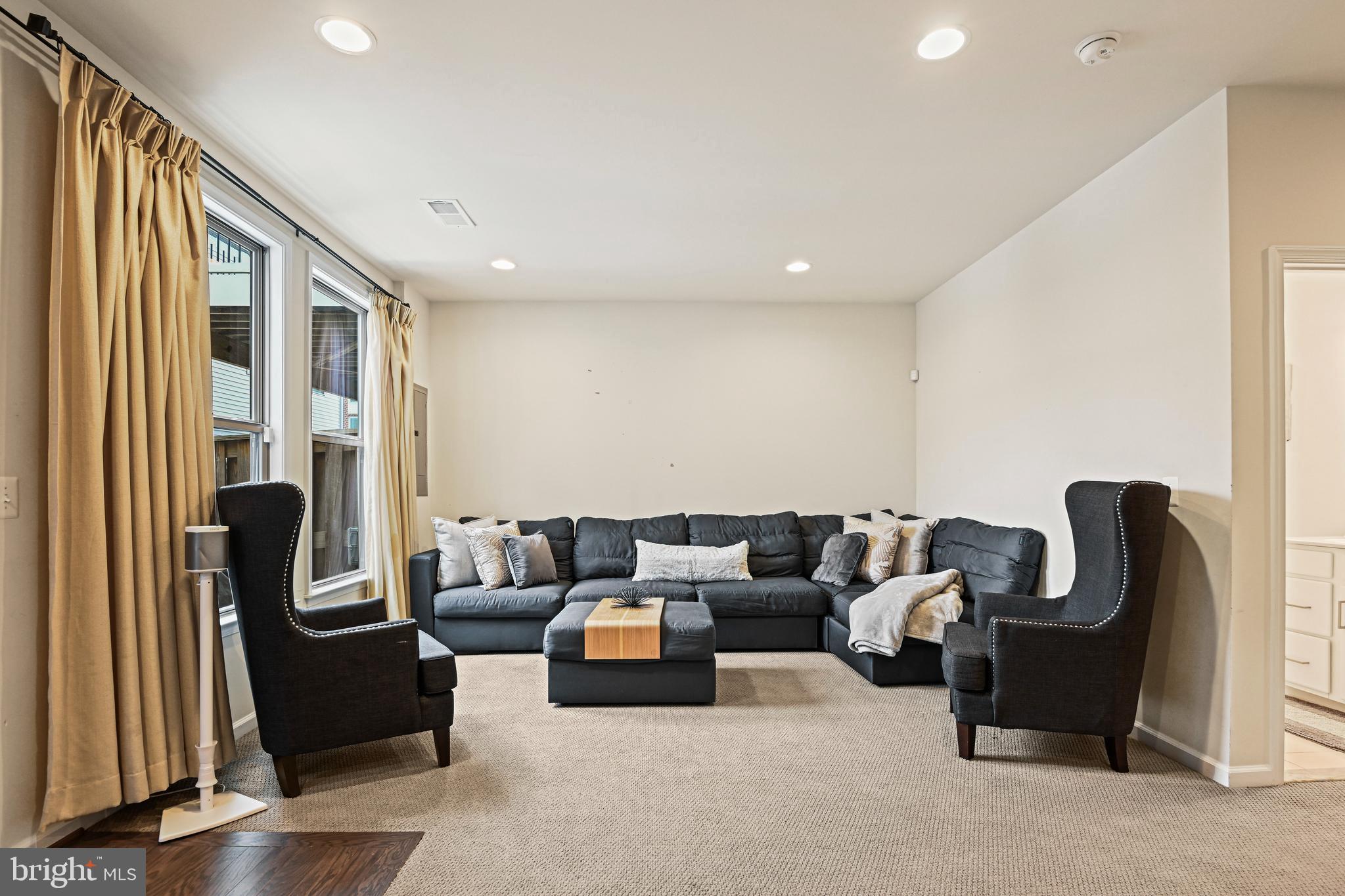 GLASCOCK FIELD AT STONE RIDGE - Residential