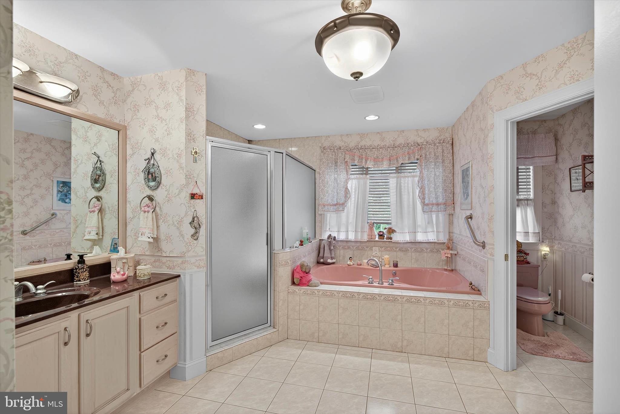 INVERNESS AT SPRIN - Residential