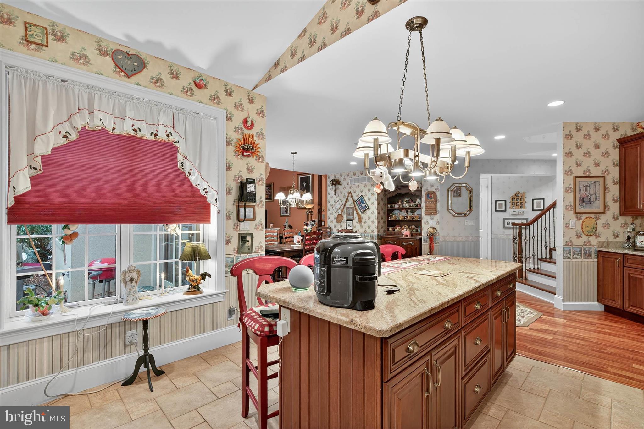 INVERNESS AT SPRIN - Residential