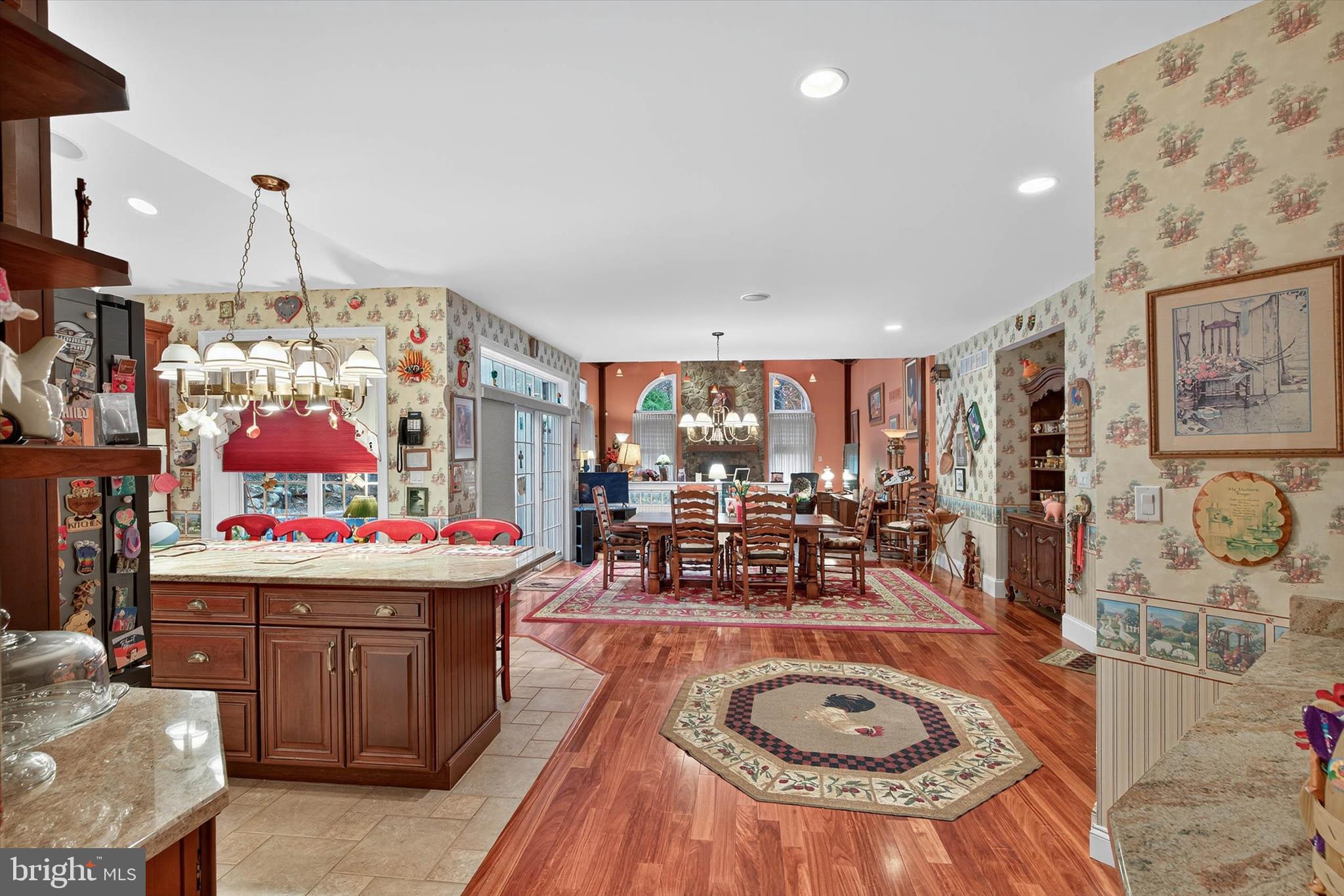 INVERNESS AT SPRIN - Residential