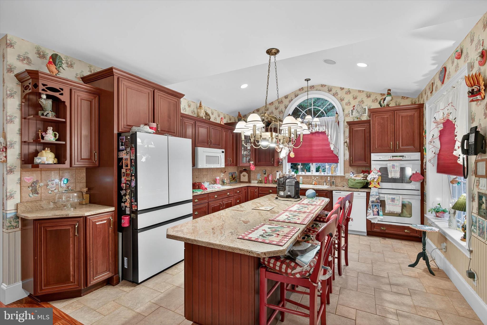 INVERNESS AT SPRIN - Residential