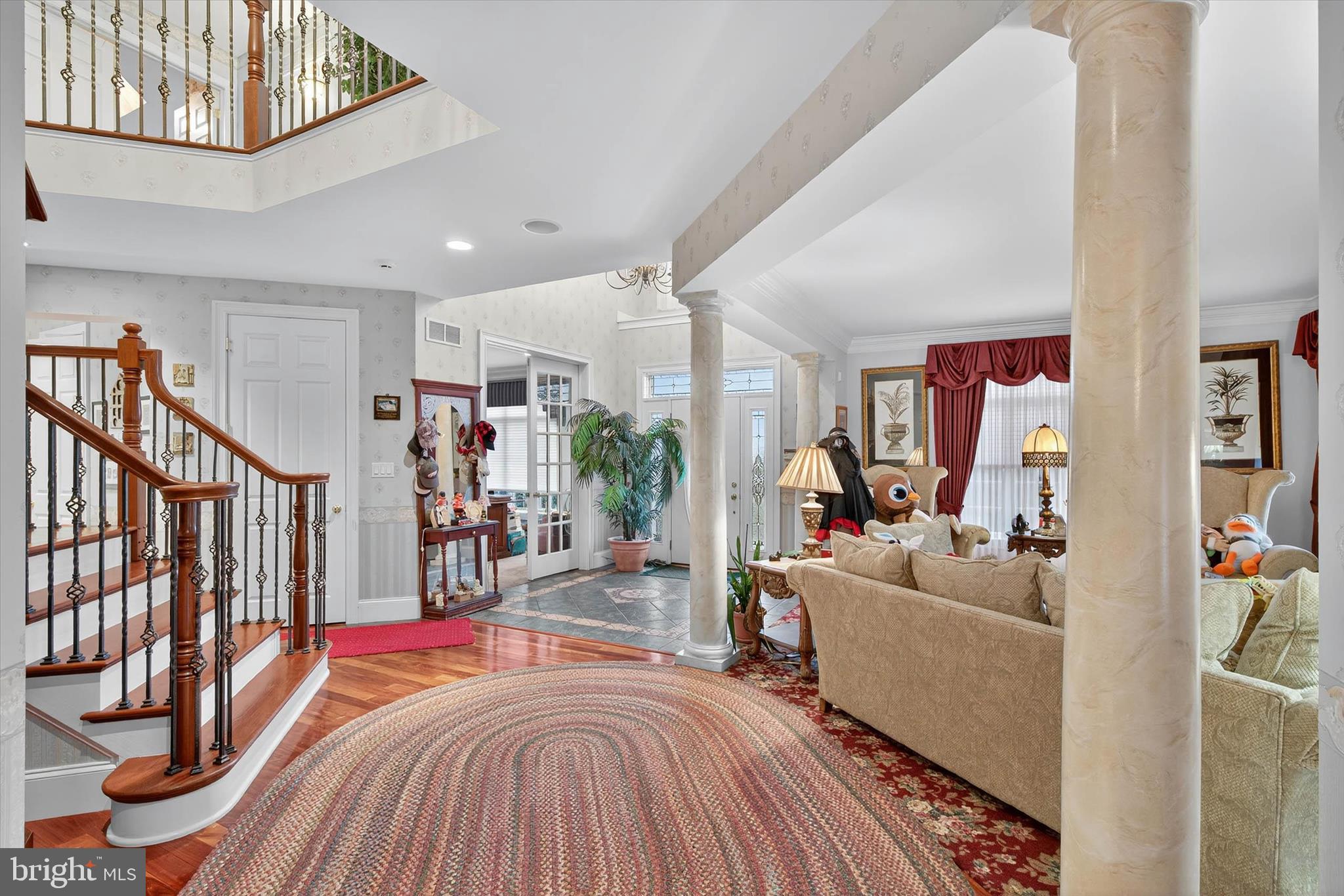 INVERNESS AT SPRIN - Residential