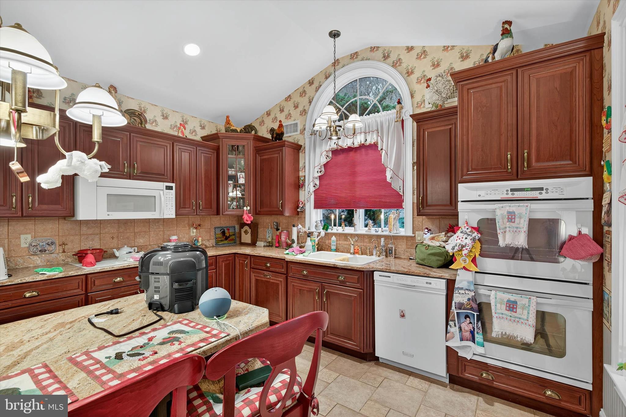 INVERNESS AT SPRIN - Residential