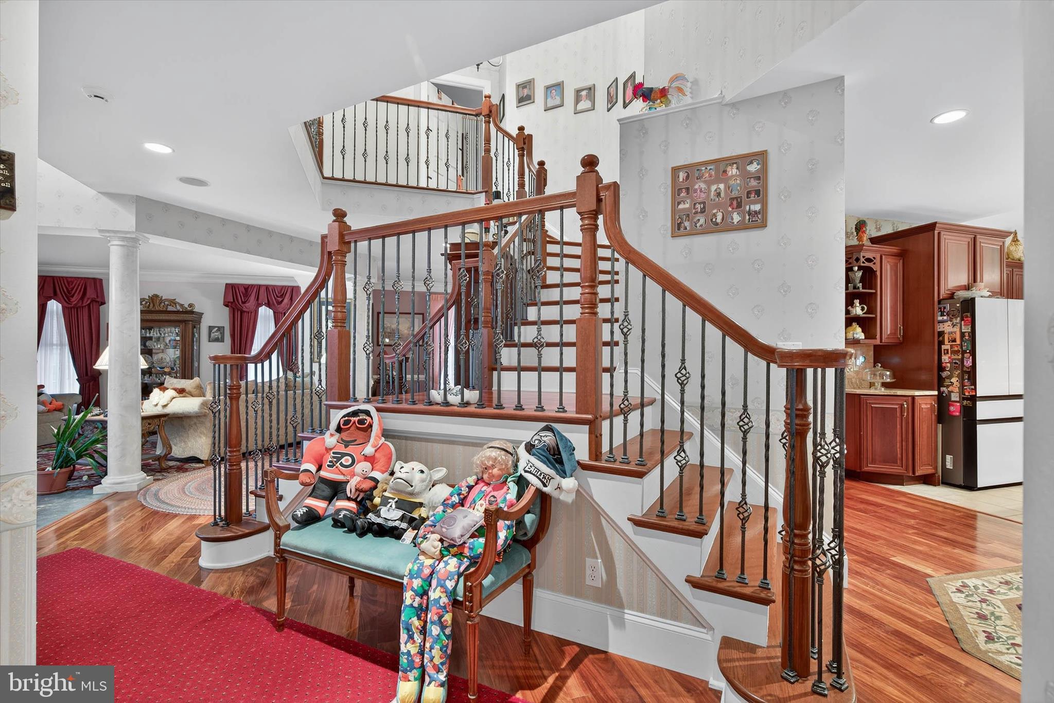 INVERNESS AT SPRIN - Residential