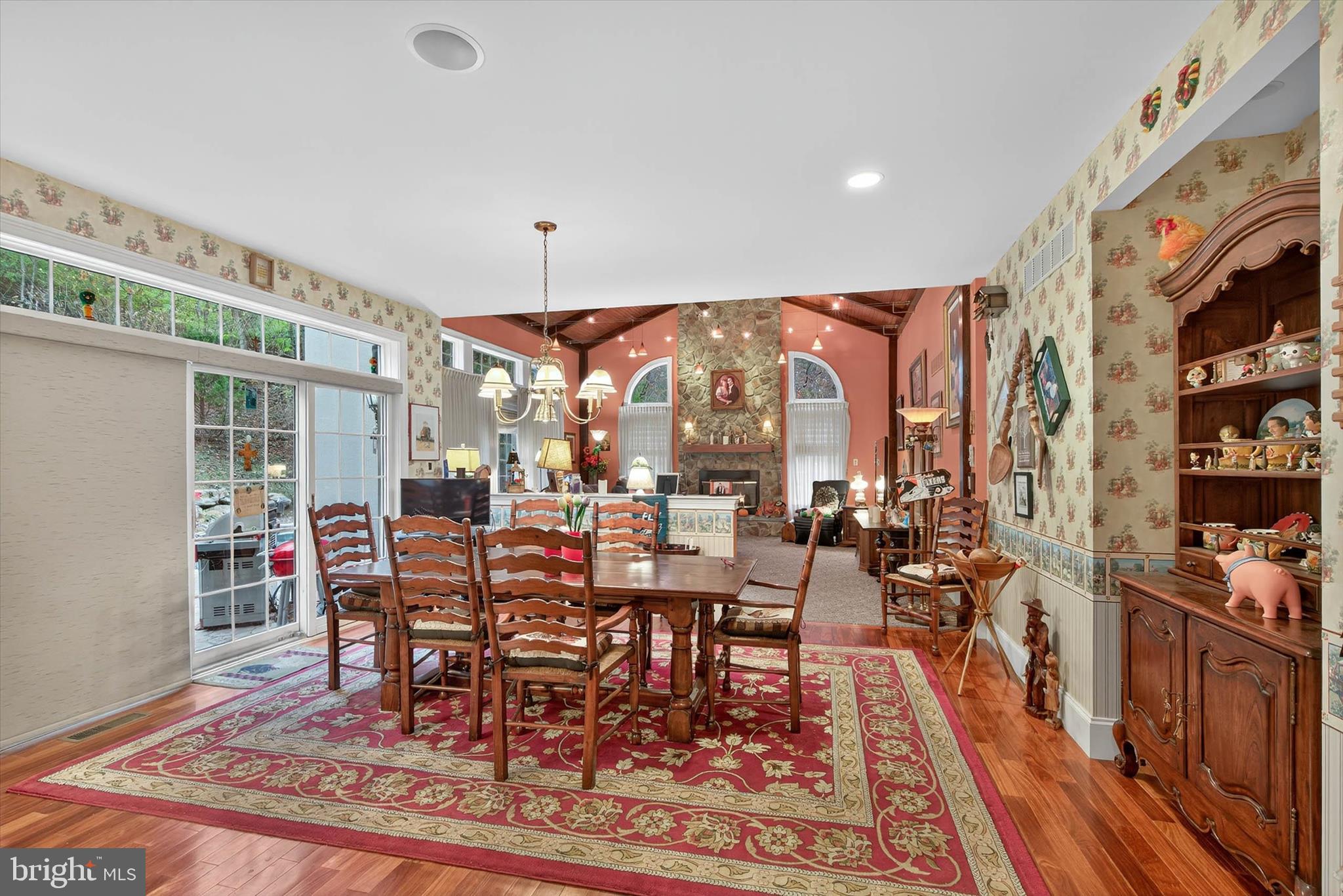 INVERNESS AT SPRIN - Residential