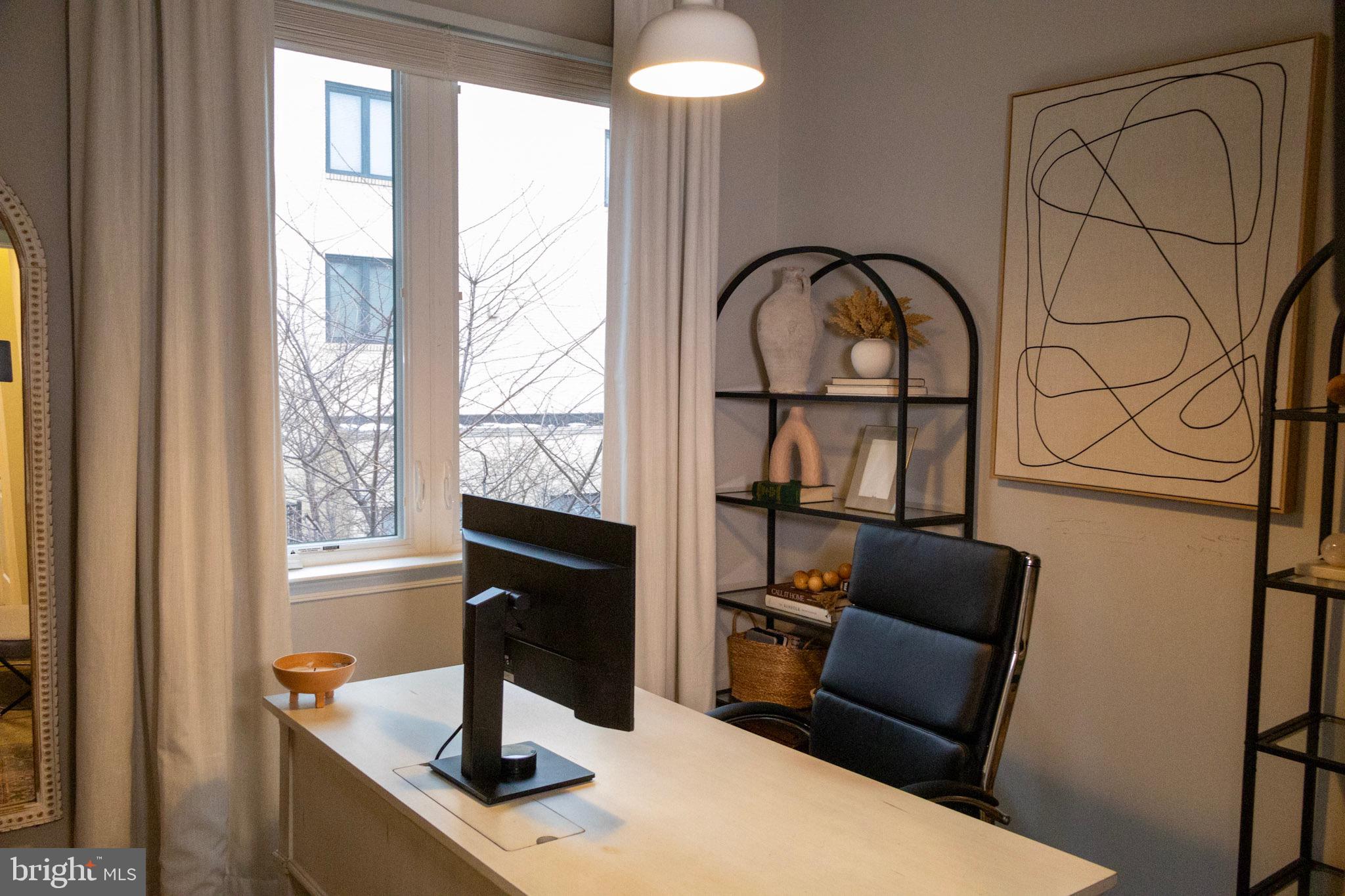 CAMBRIA SQUARE - Residential Lease