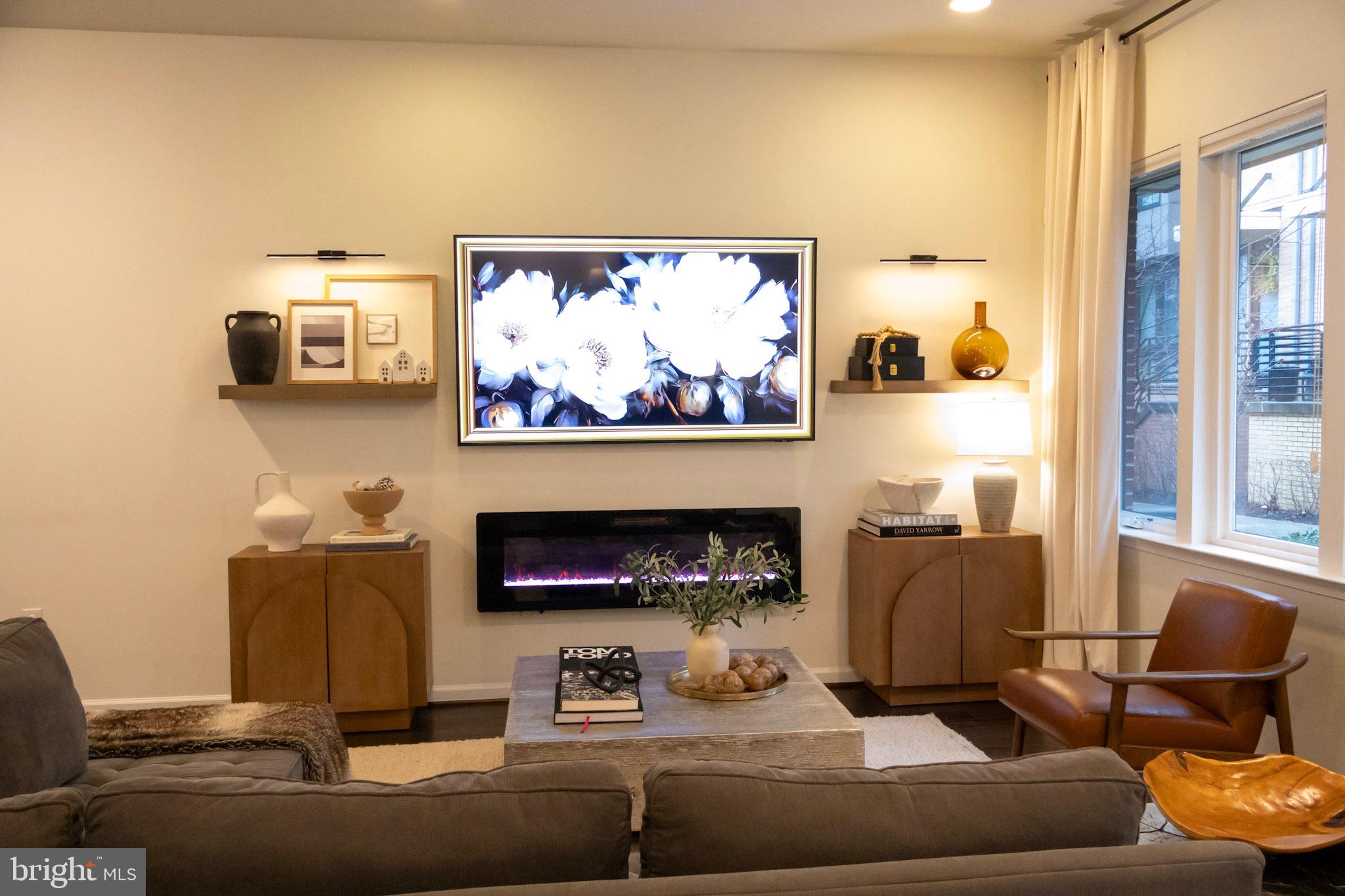 CAMBRIA SQUARE - Residential Lease