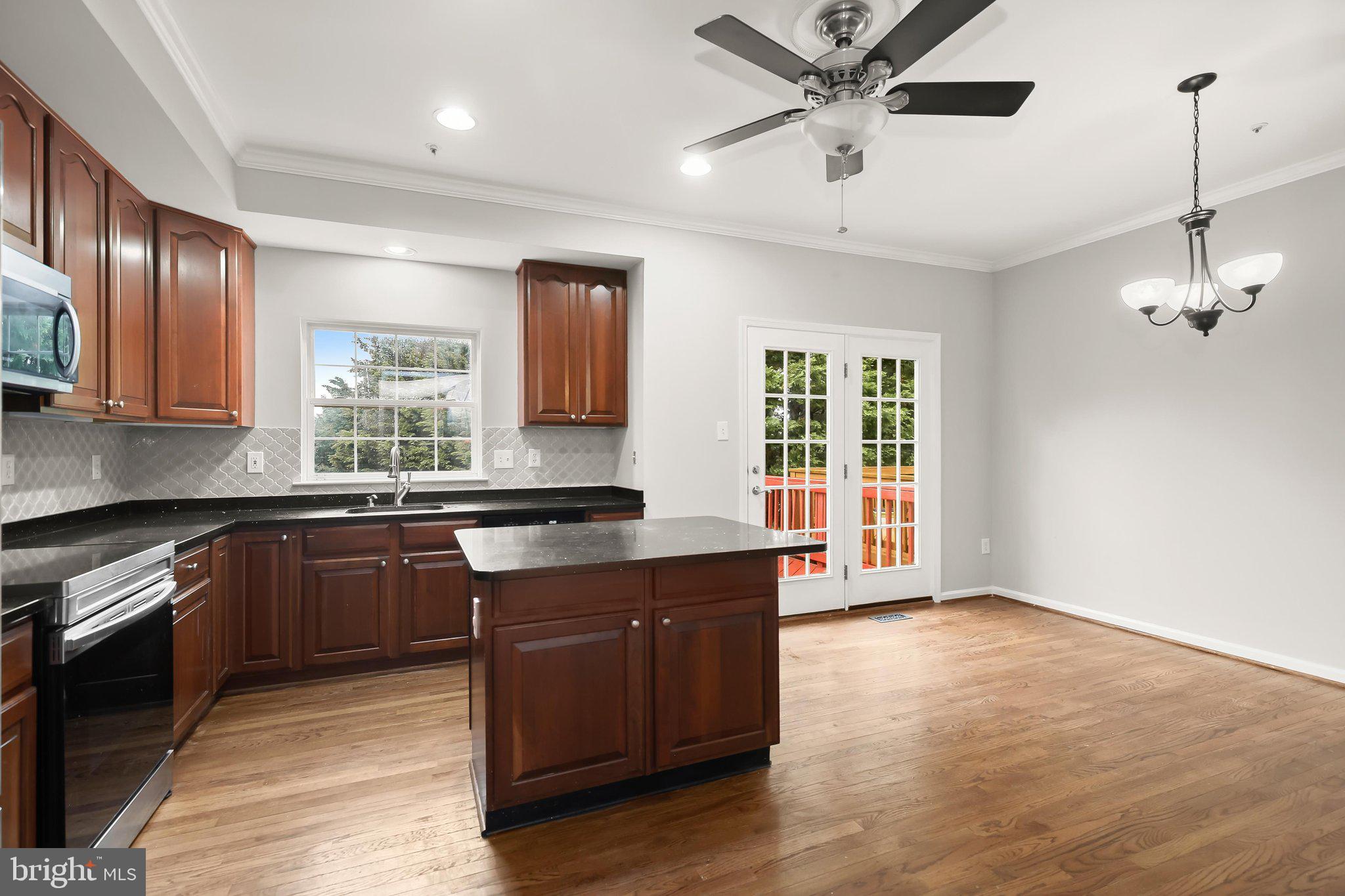 OWINGS MILLS - Residential