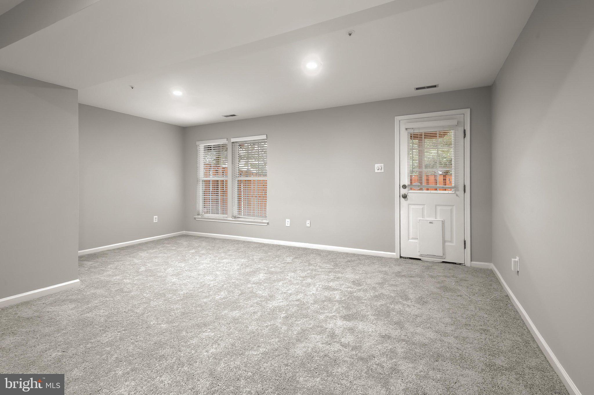 OWINGS MILLS - Residential