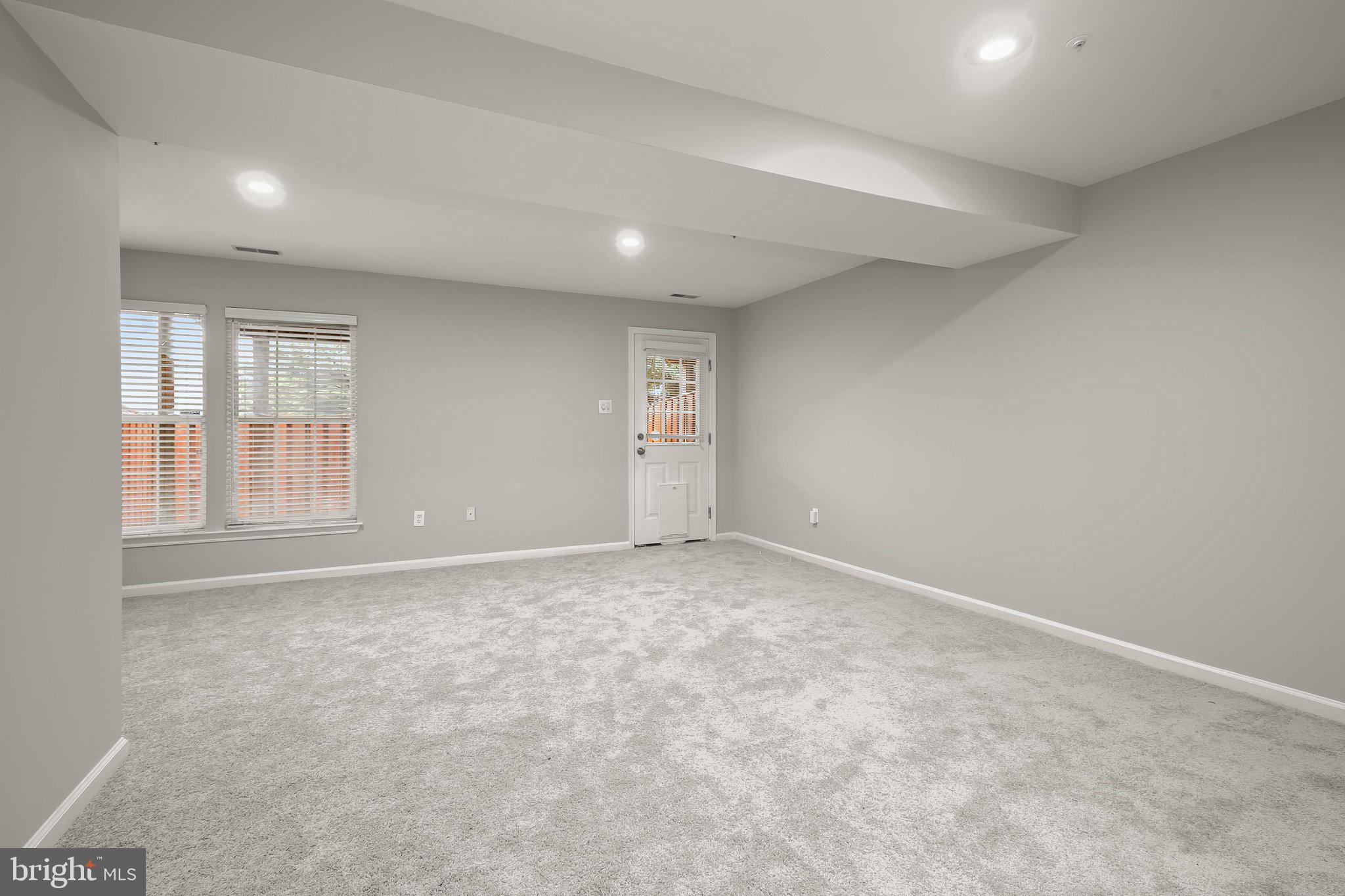 OWINGS MILLS - Residential