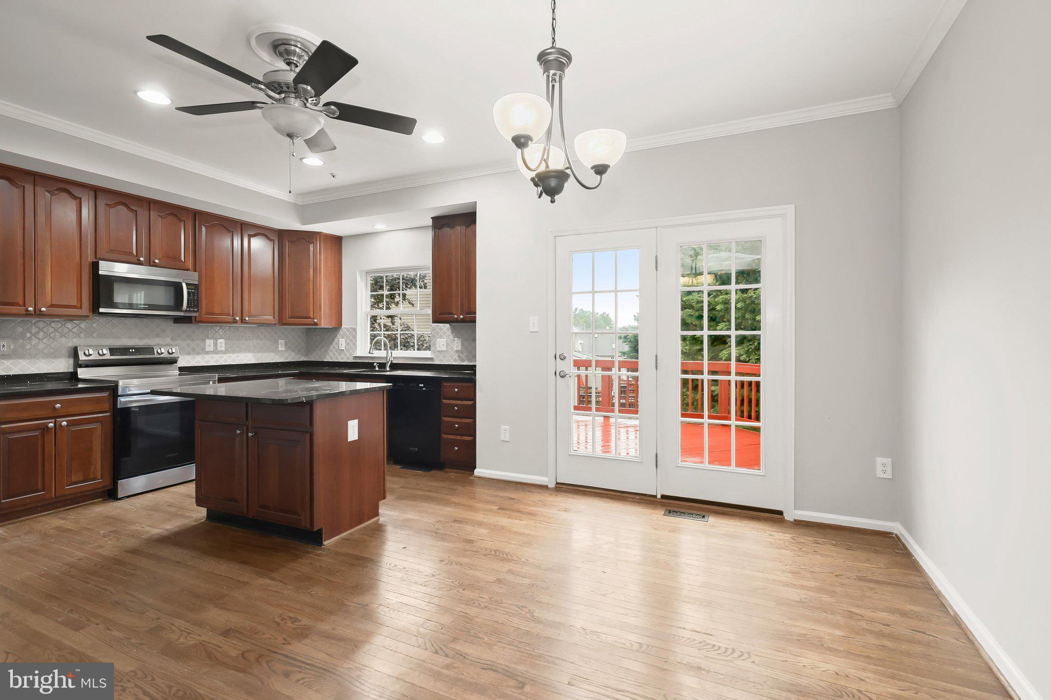 OWINGS MILLS - Residential