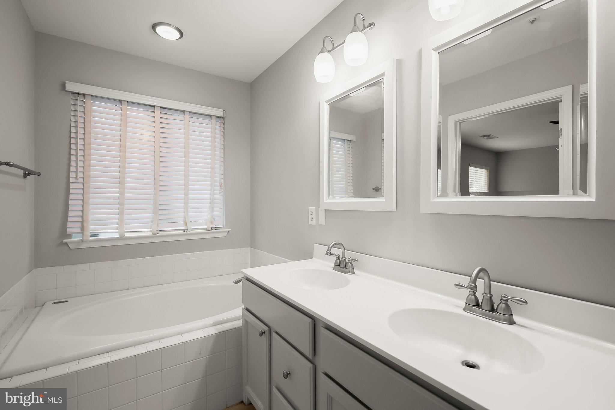 OWINGS MILLS - Residential