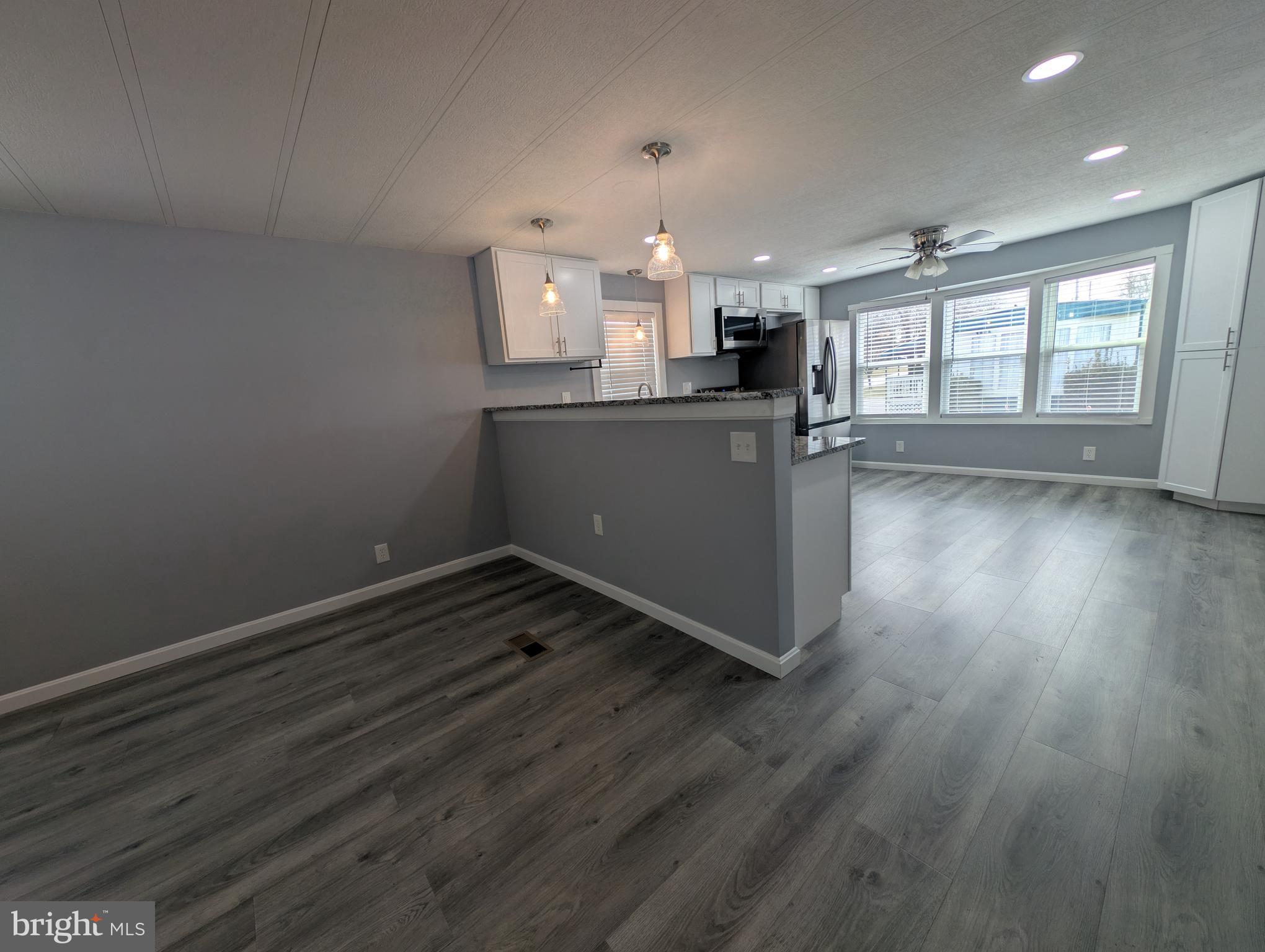 BRIARWOOD ESTATES - Residential