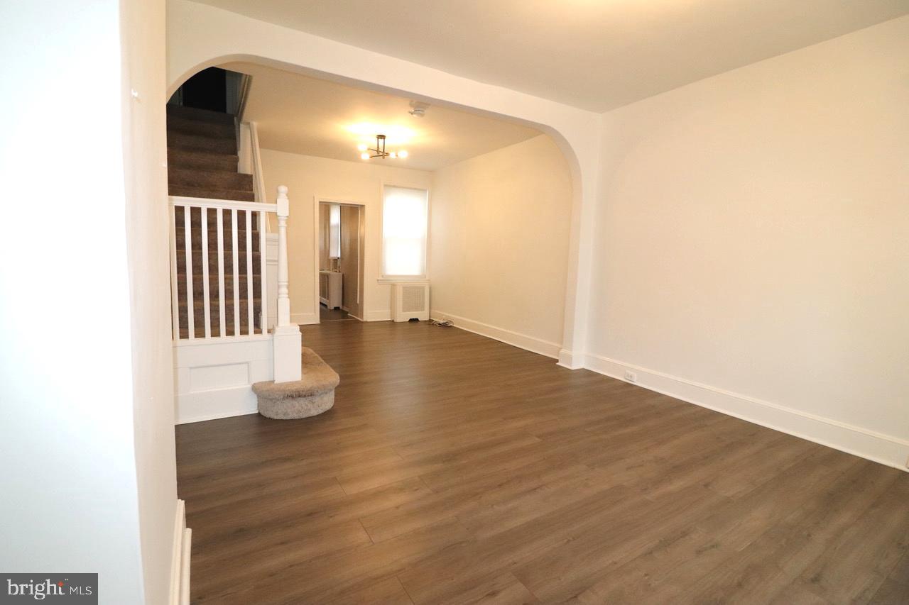 BRIDESBURG - Residential