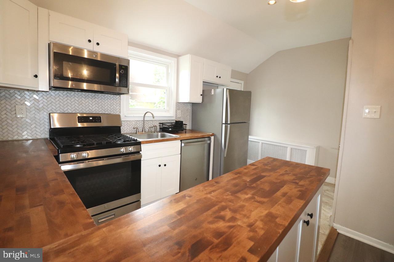 BRIDESBURG - Residential