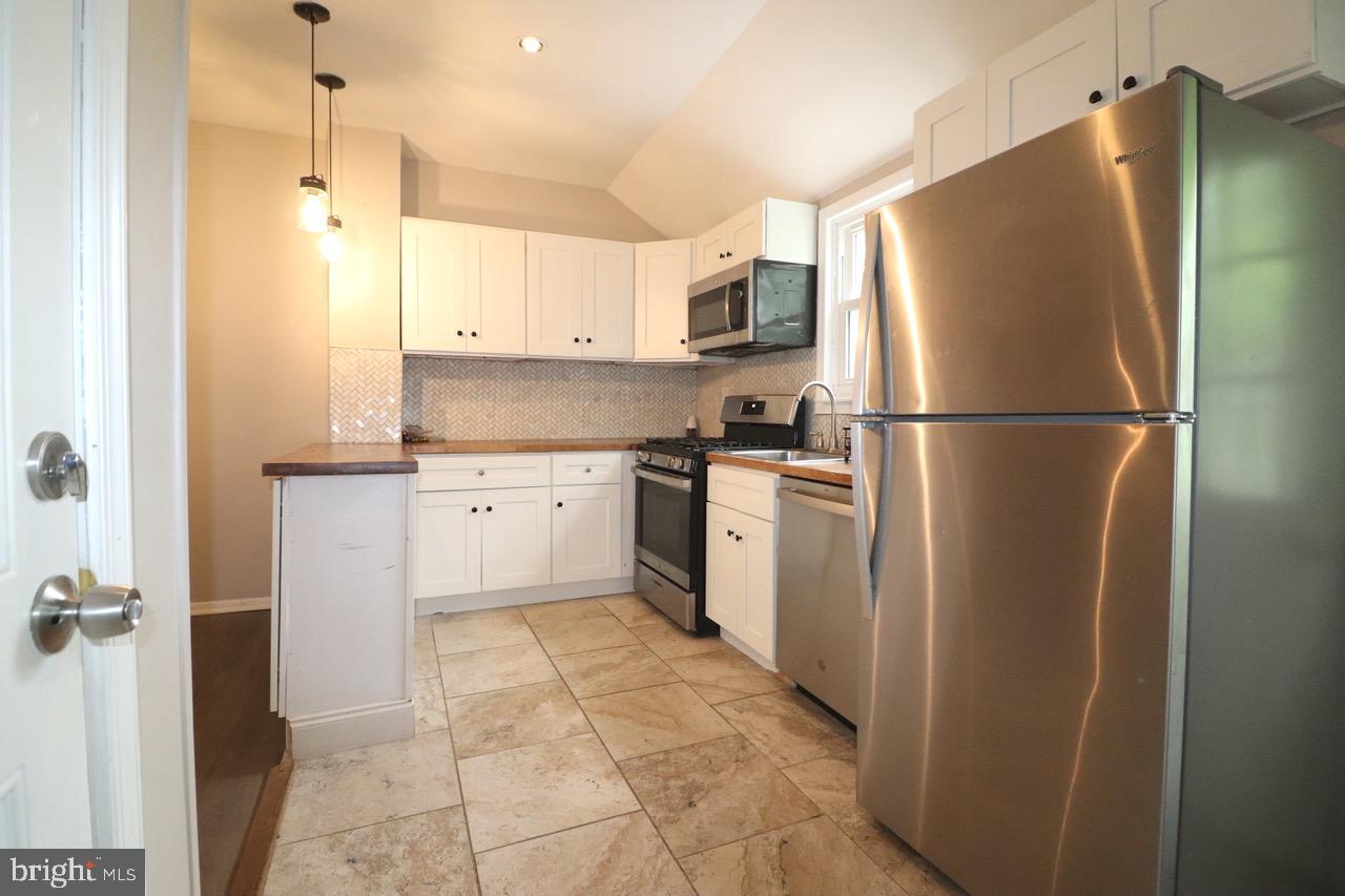 BRIDESBURG - Residential