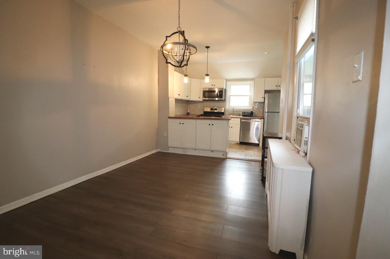BRIDESBURG - Residential