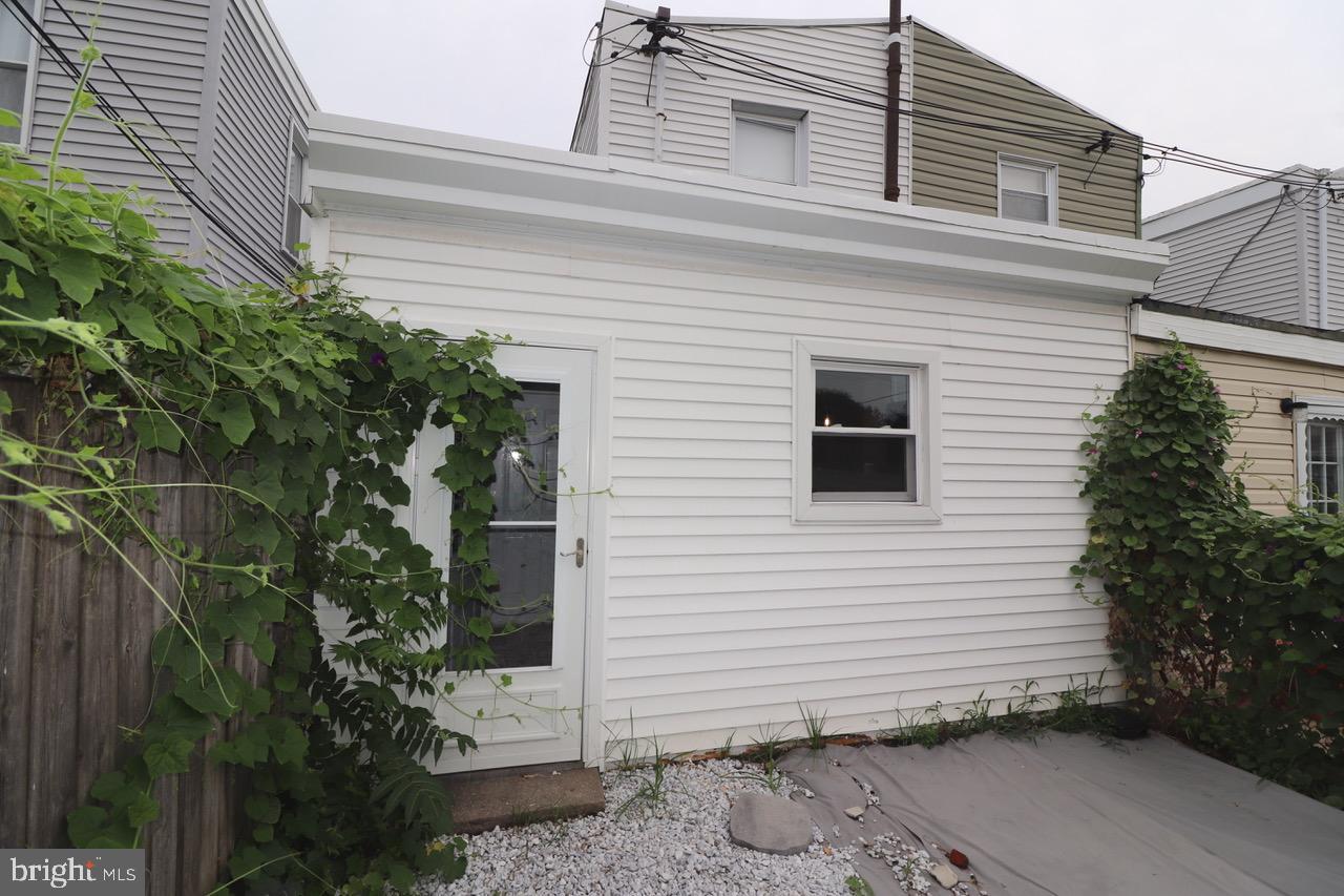 BRIDESBURG - Residential