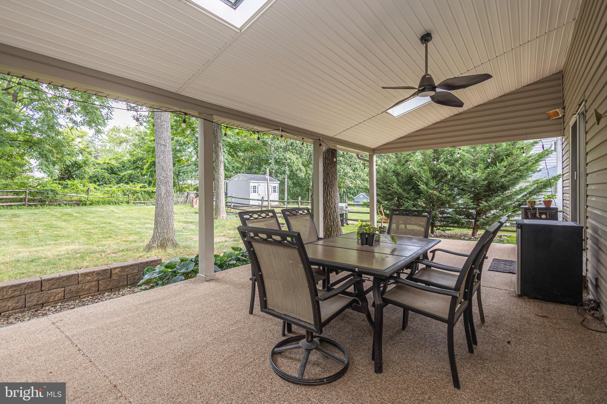 PALOMINO FARMS - Residential