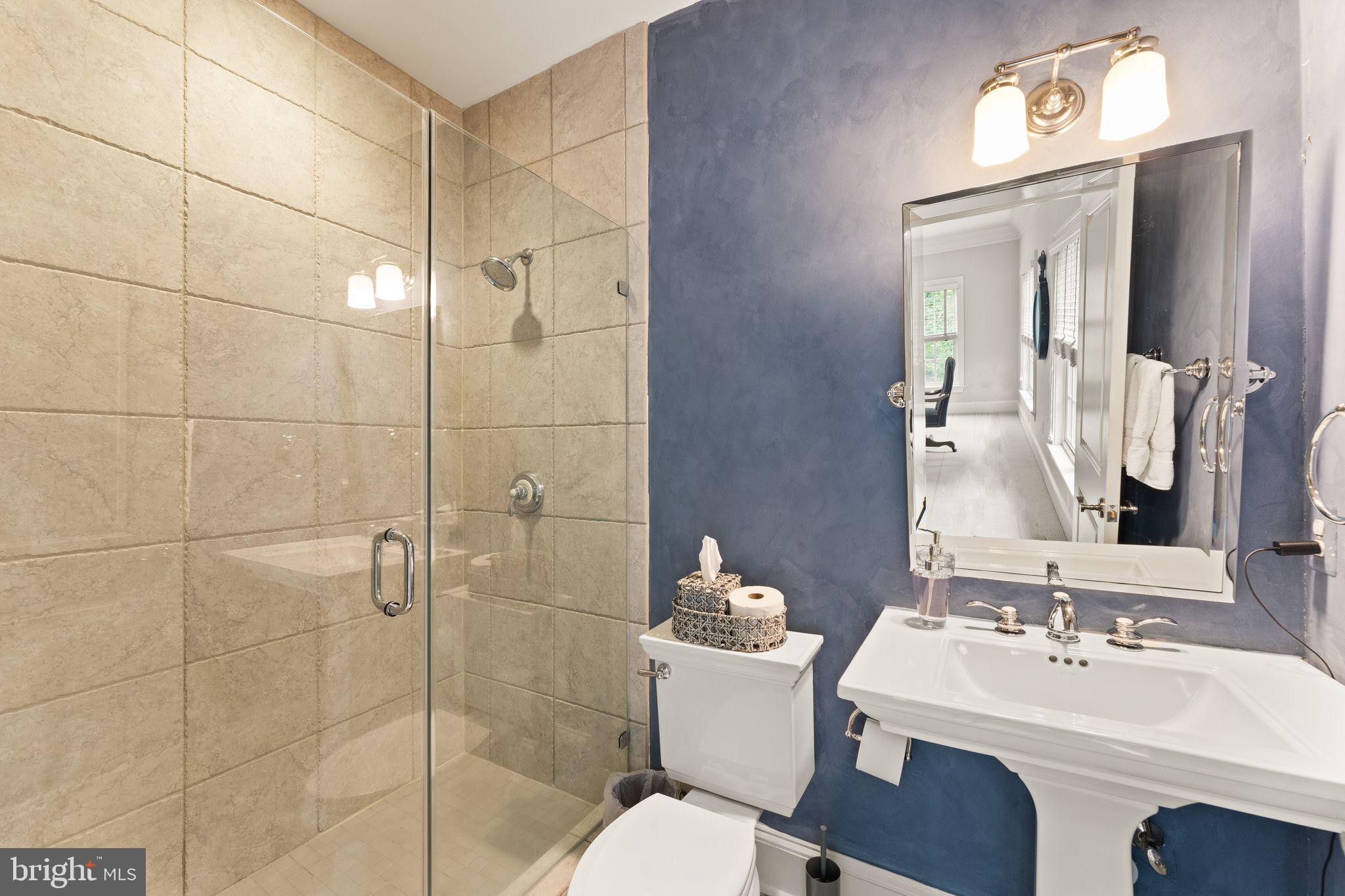 THE RESERVE - Residential Lease