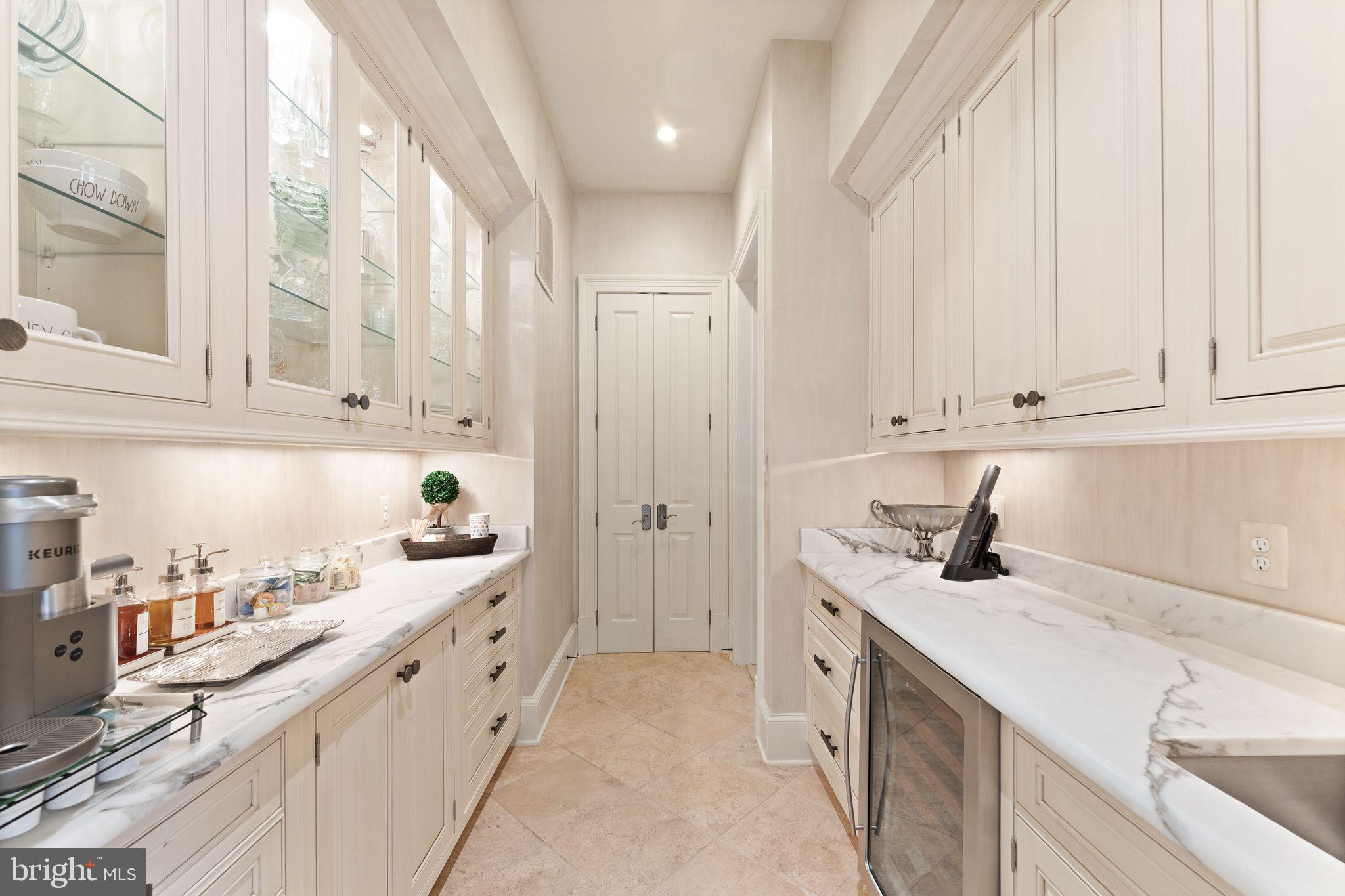THE RESERVE - Residential Lease