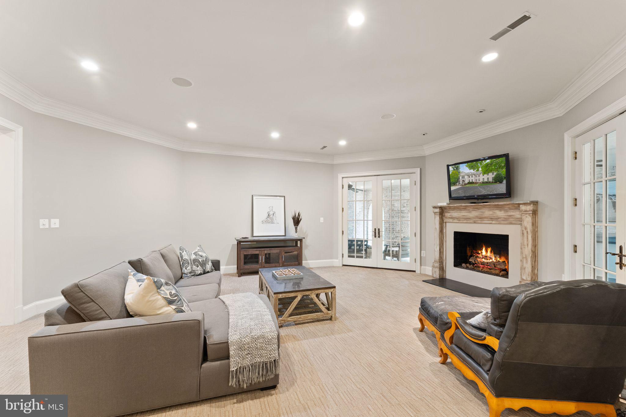 THE RESERVE - Residential Lease