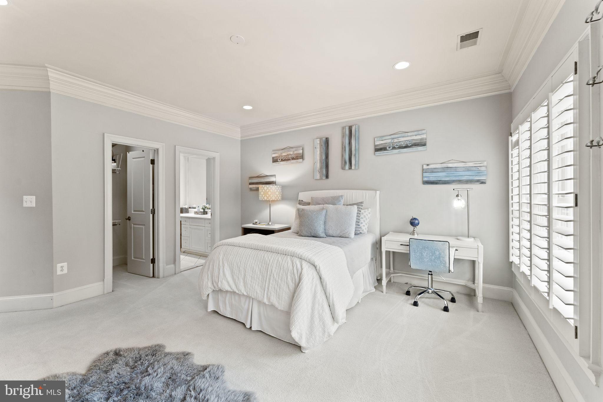 THE RESERVE - Residential Lease