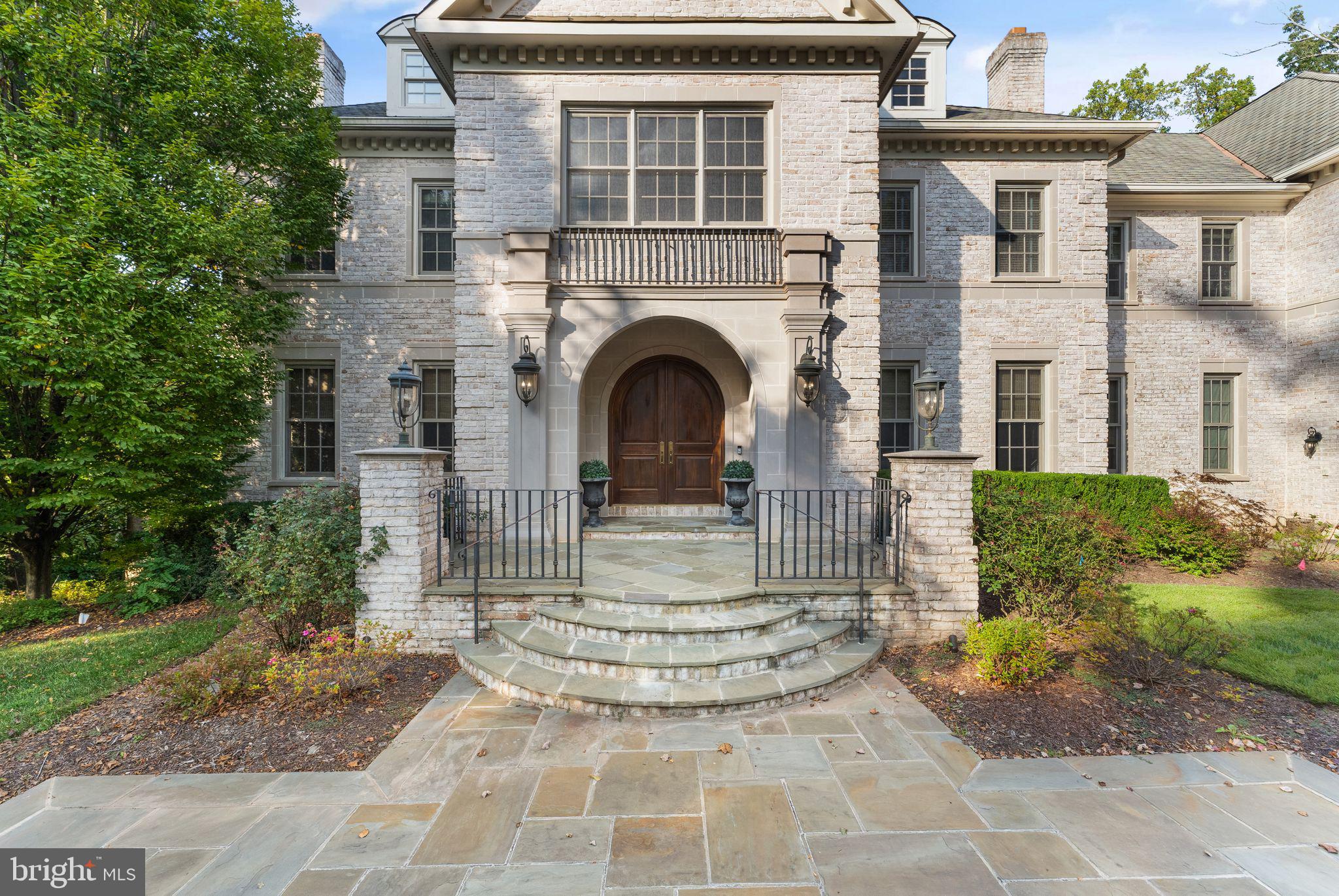 THE RESERVE - Residential Lease