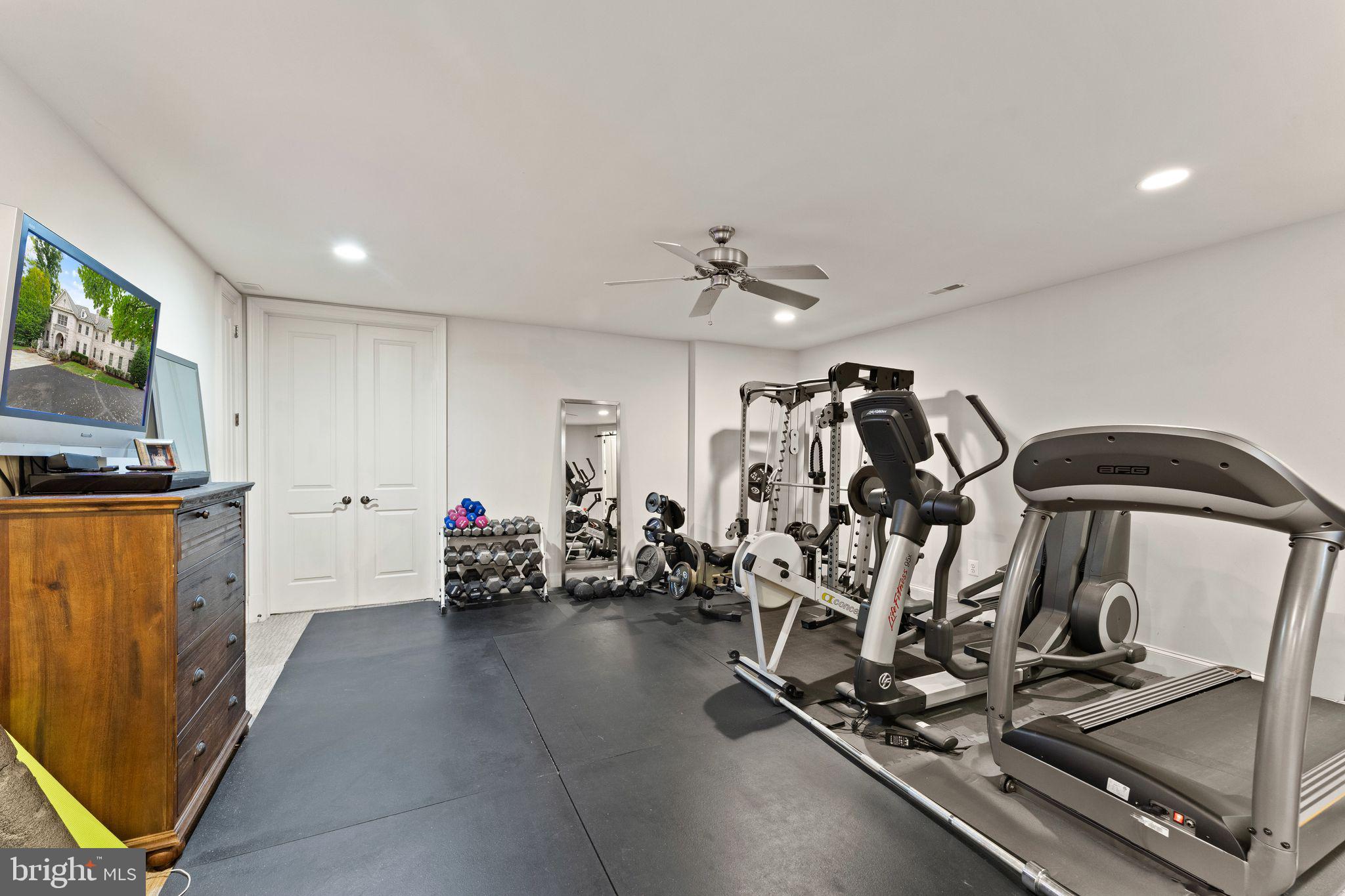 THE RESERVE - Residential Lease