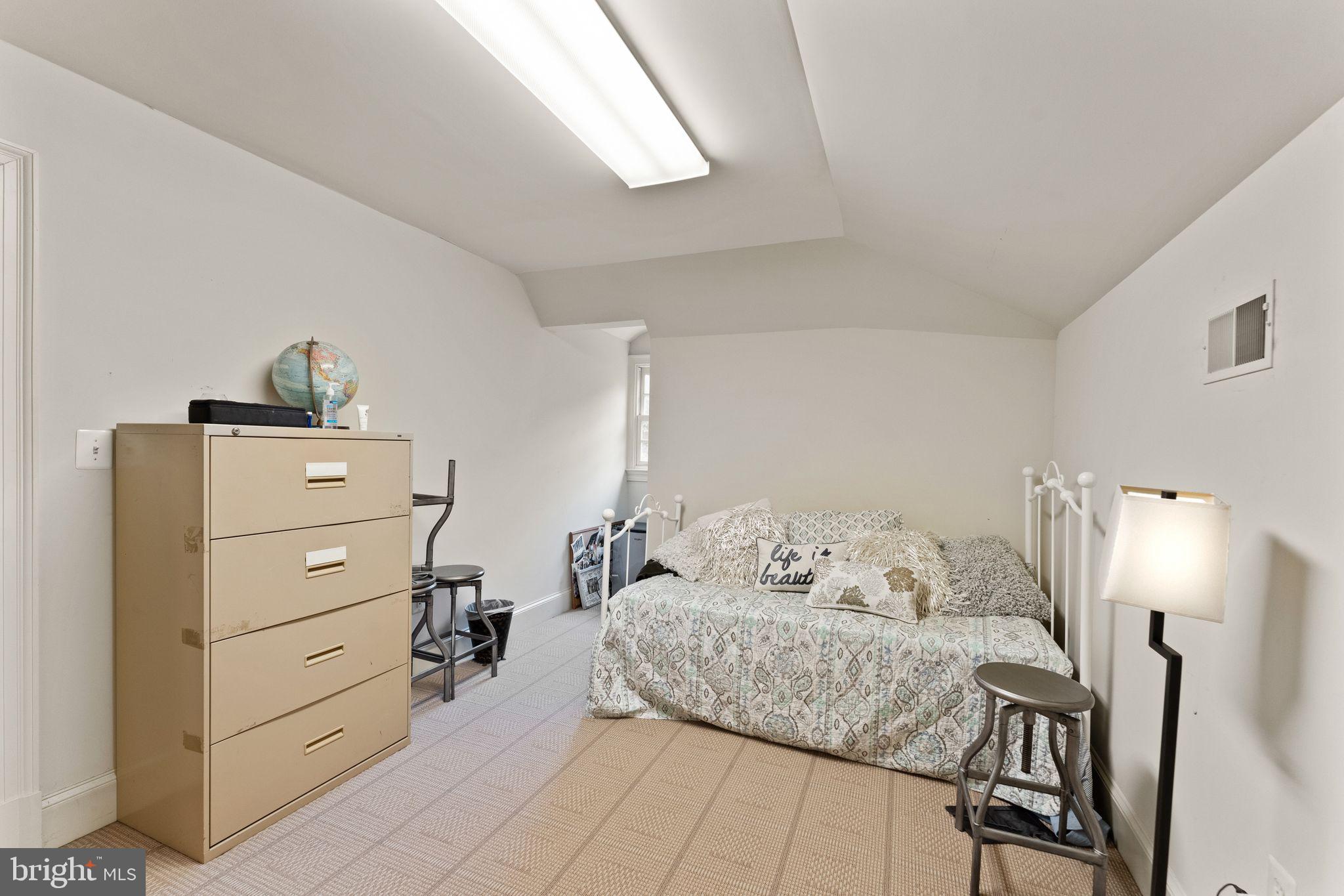 THE RESERVE - Residential Lease