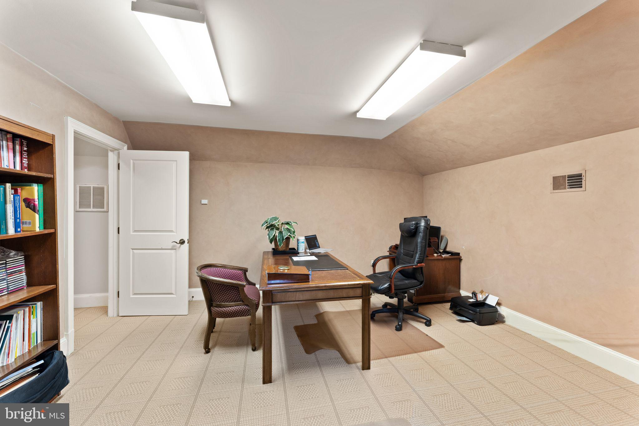 THE RESERVE - Residential Lease