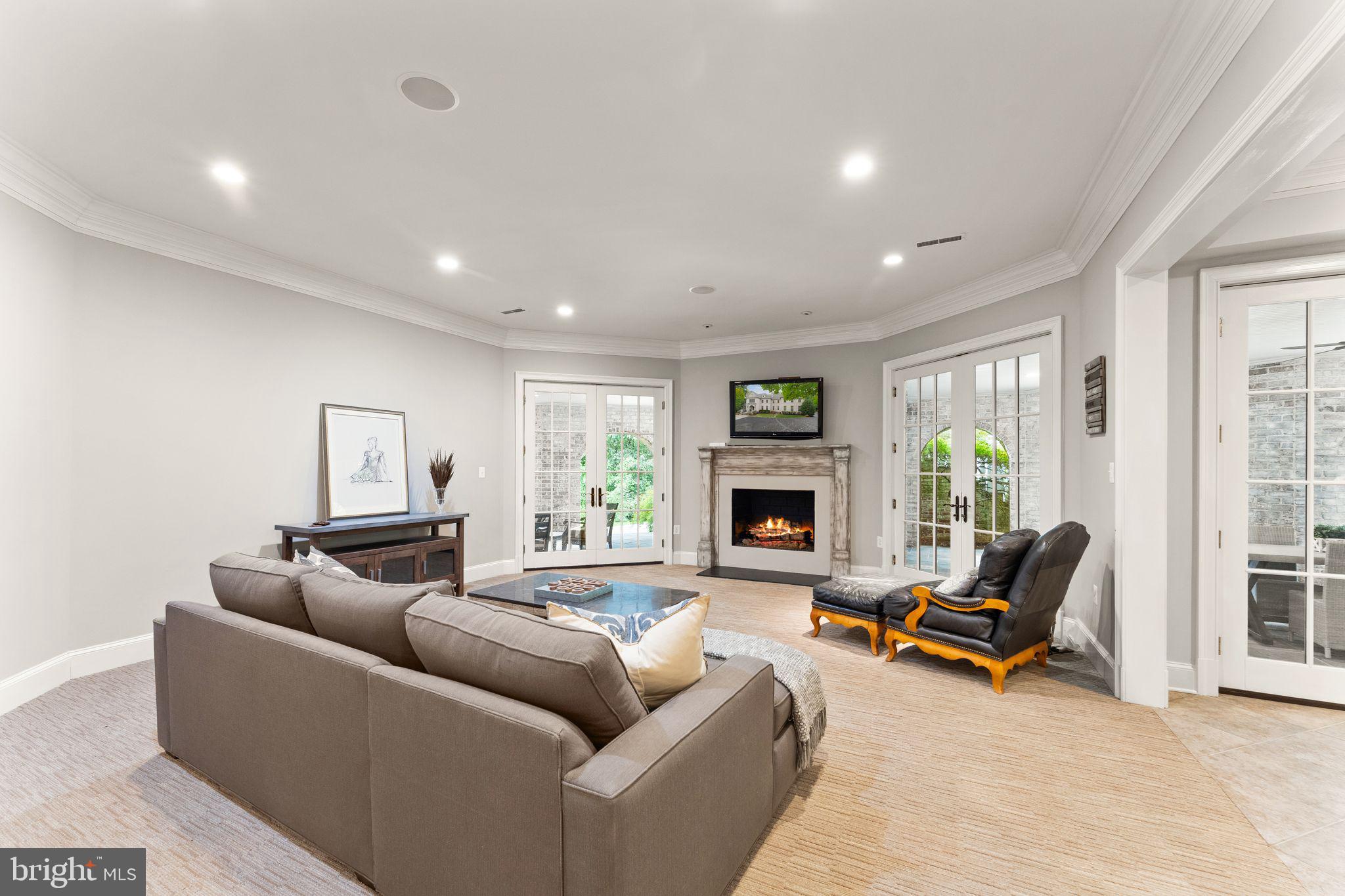 THE RESERVE - Residential Lease