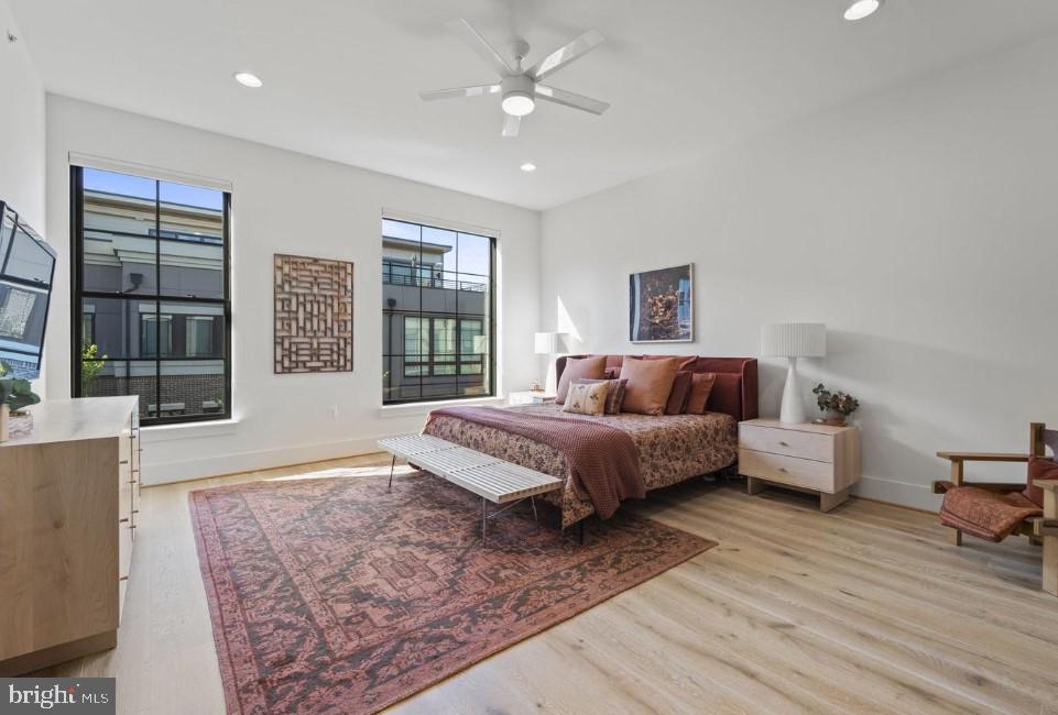 ONE LOUDOUN - Residential