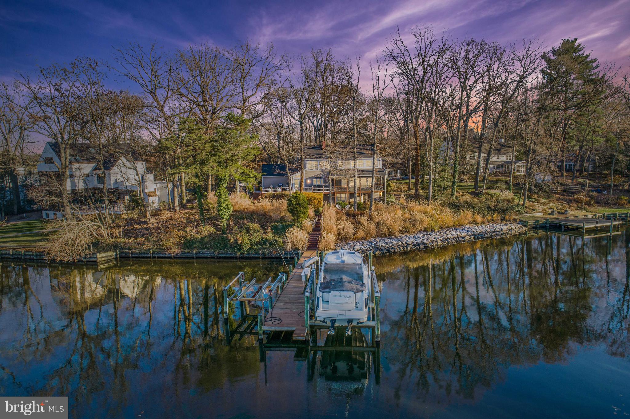 Unbelievable waterfront on Cat Tail Creek.
