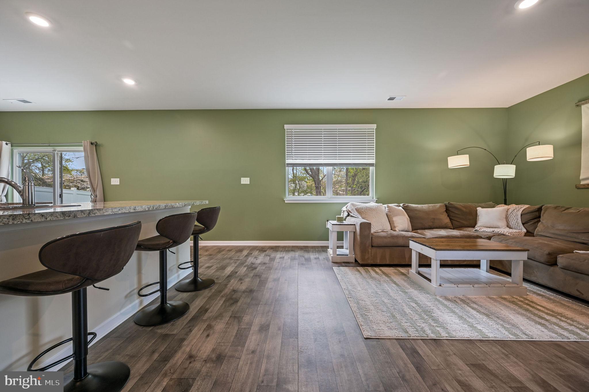 TIDBURY CROSSING - Residential
