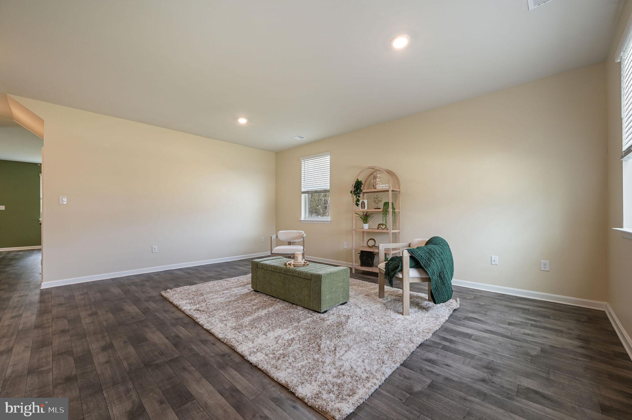 TIDBURY CROSSING - Residential