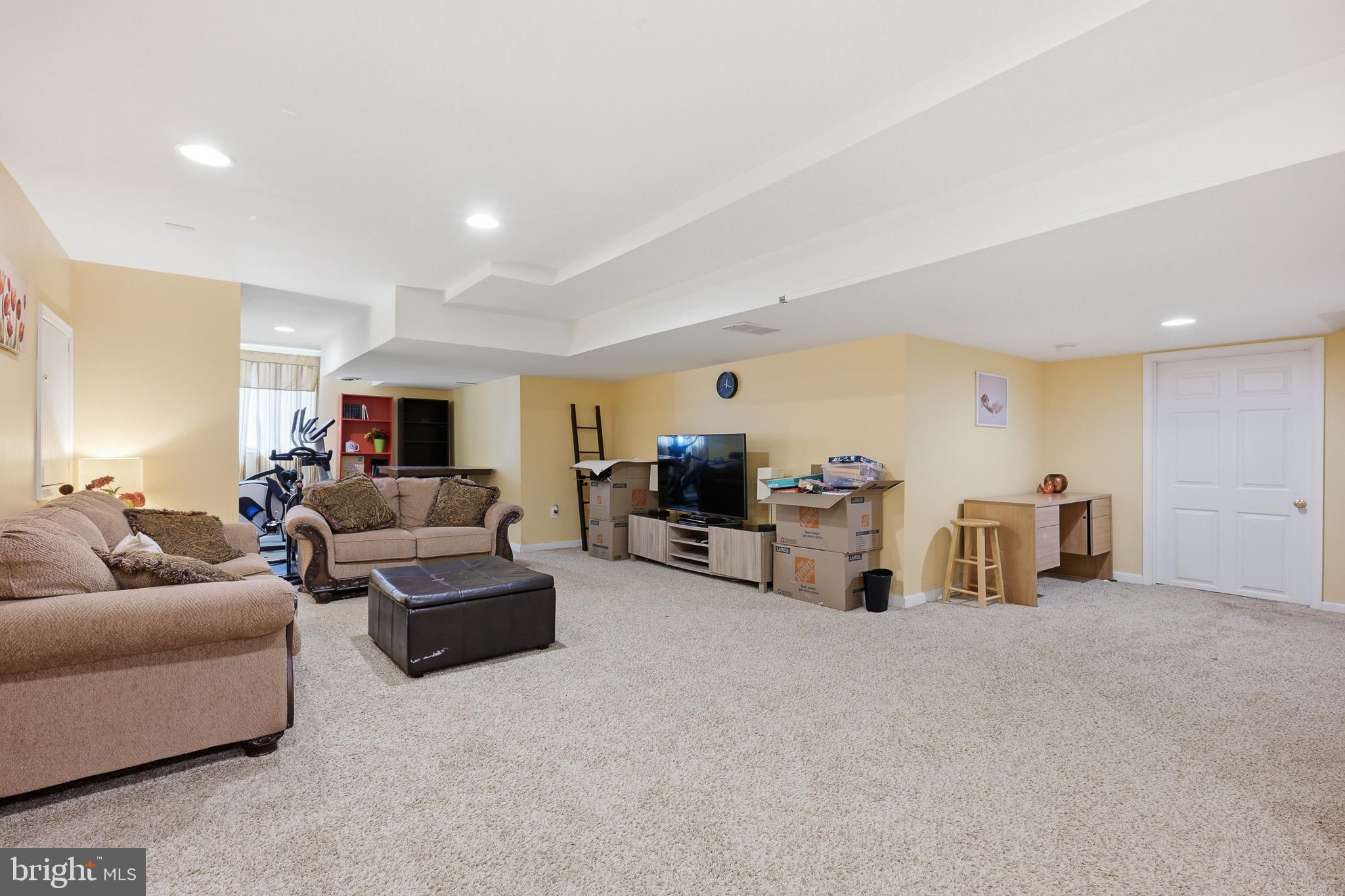 BRENNAN ESTATES - Residential