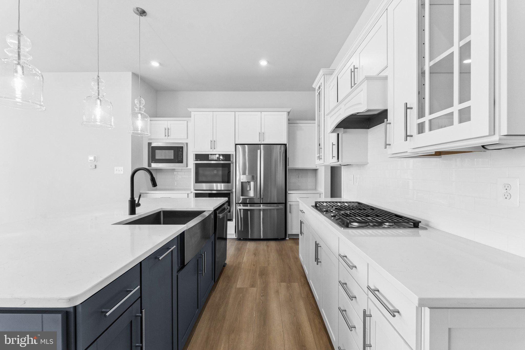 TOWER HILL - Residential