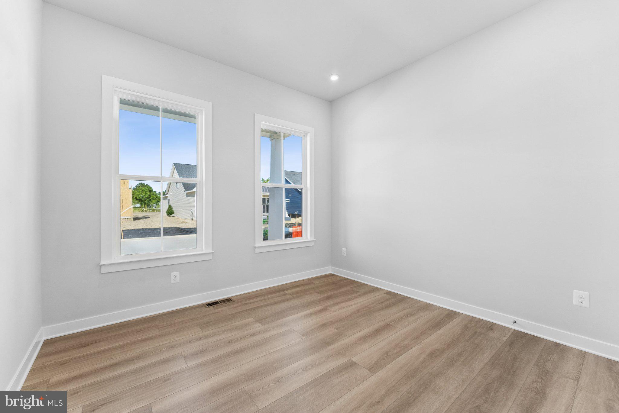 TOWER HILL - Residential