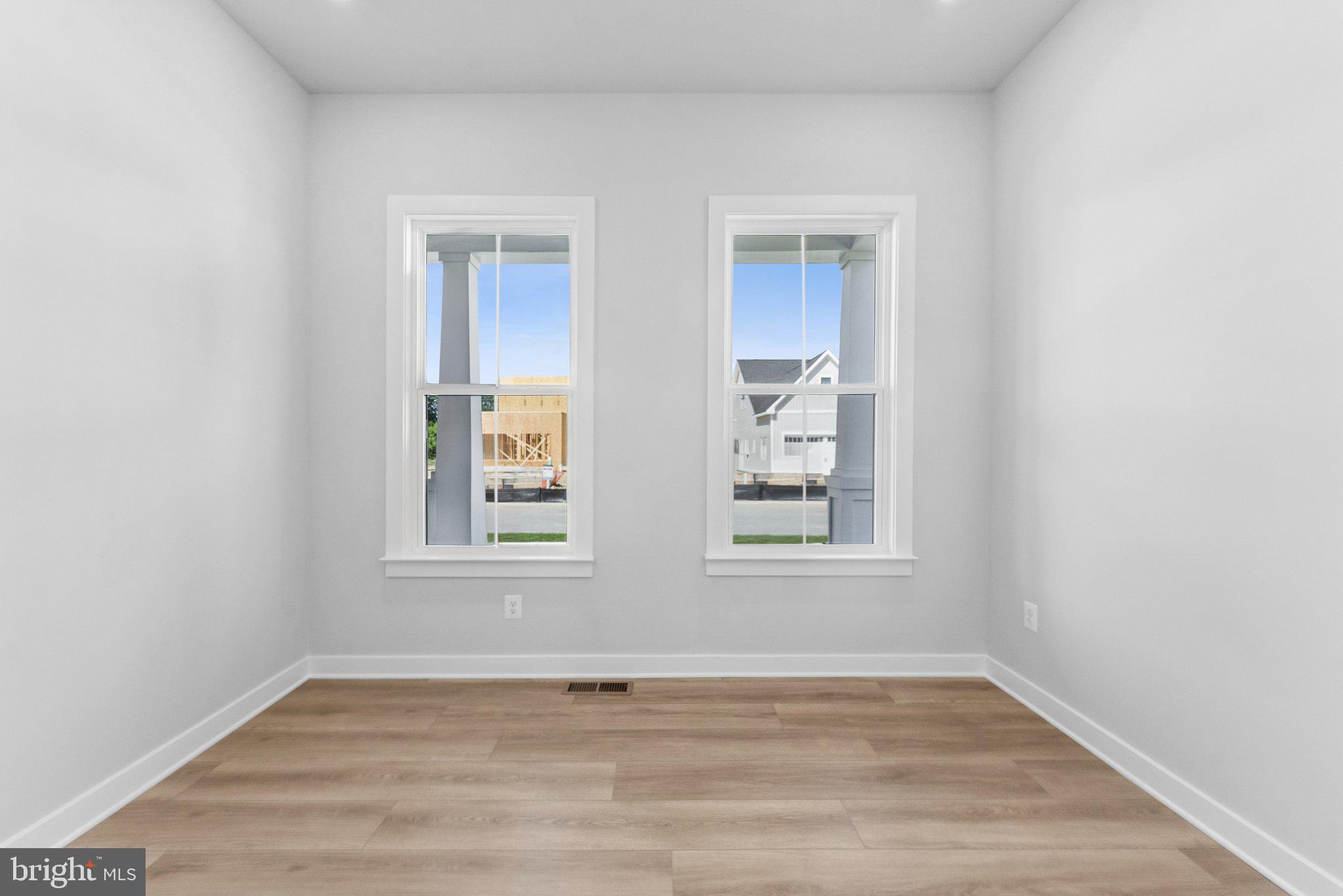 TOWER HILL - Residential