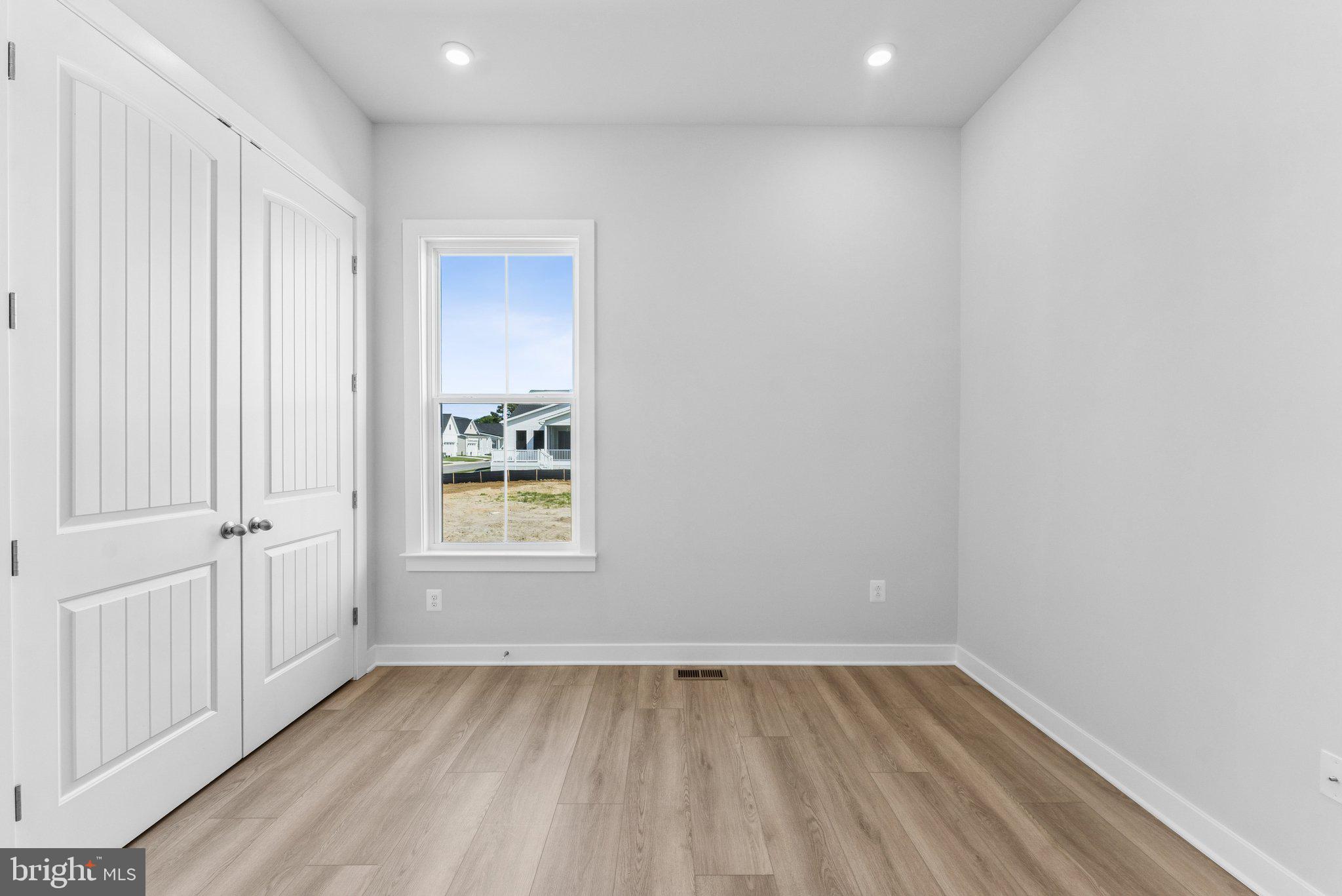 TOWER HILL - Residential