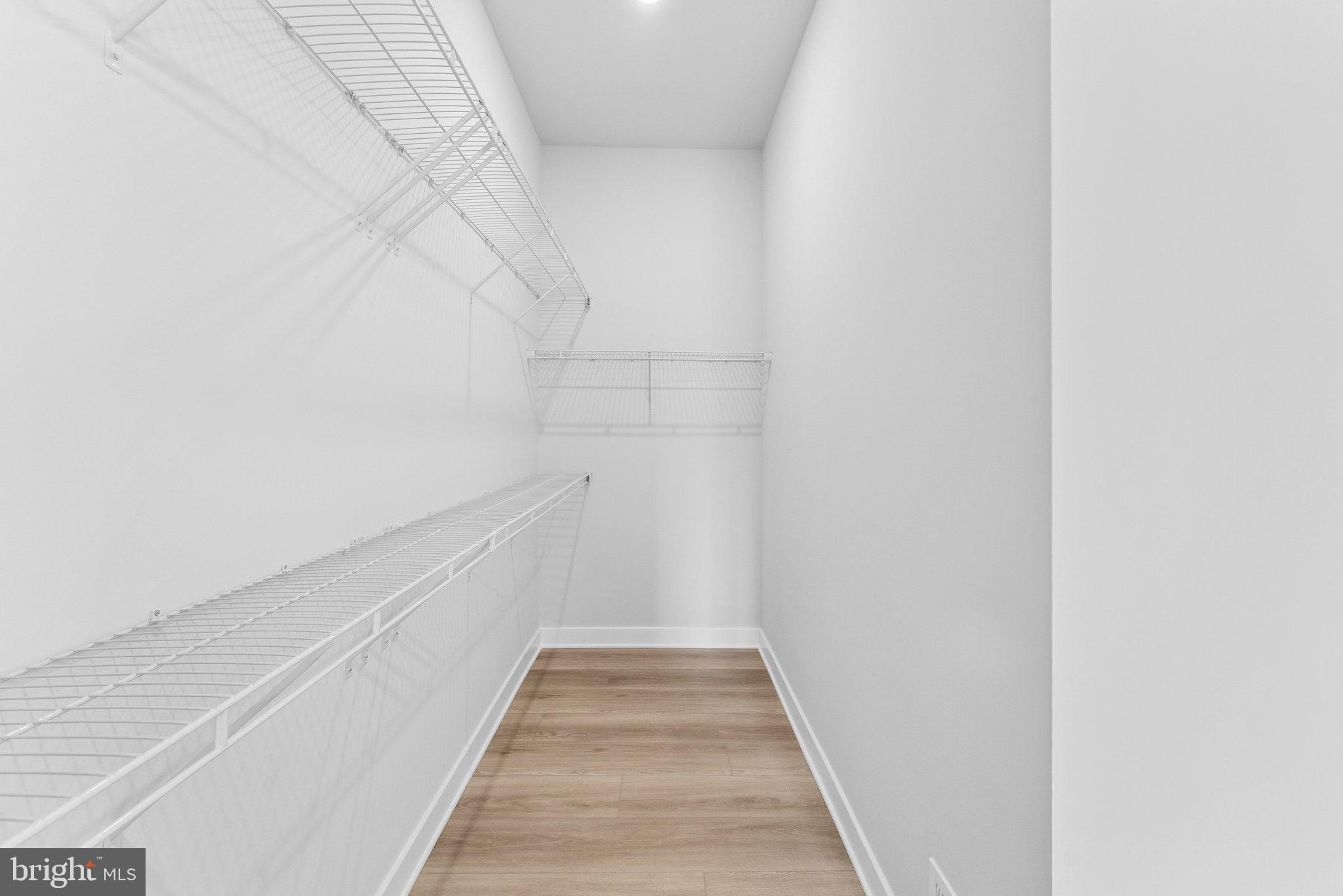 TOWER HILL - Residential