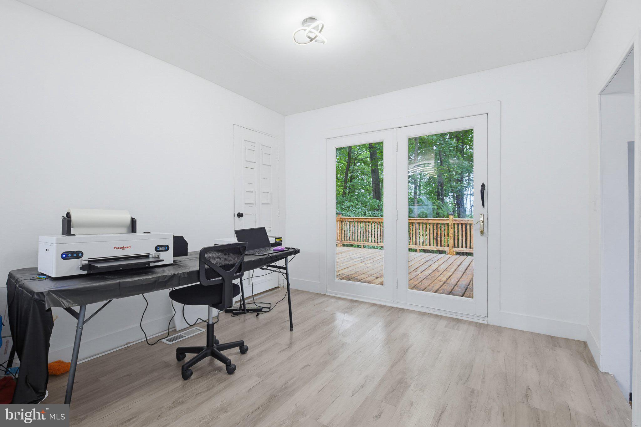 EAST PENNSBORO - Residential