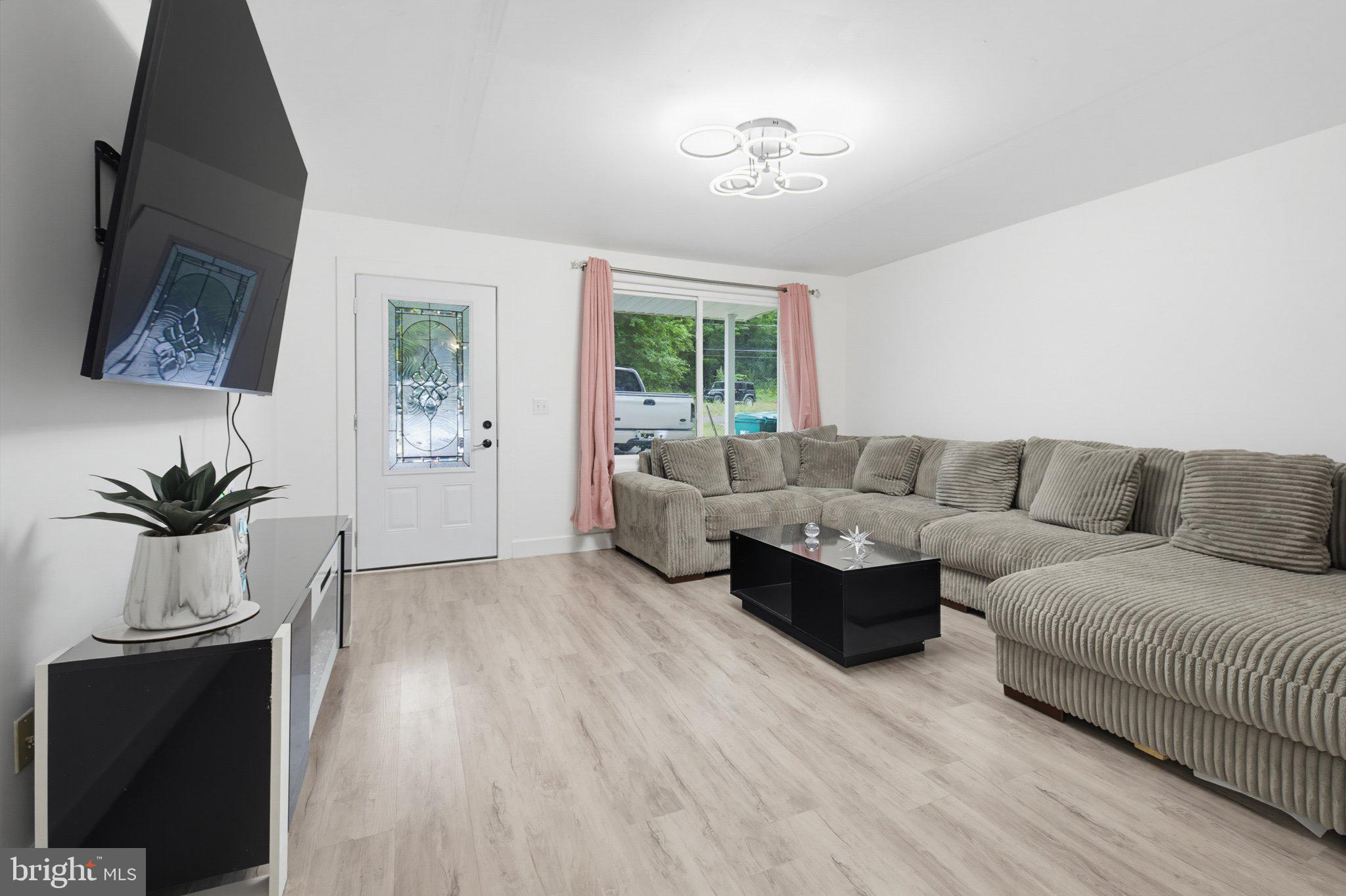 EAST PENNSBORO - Residential