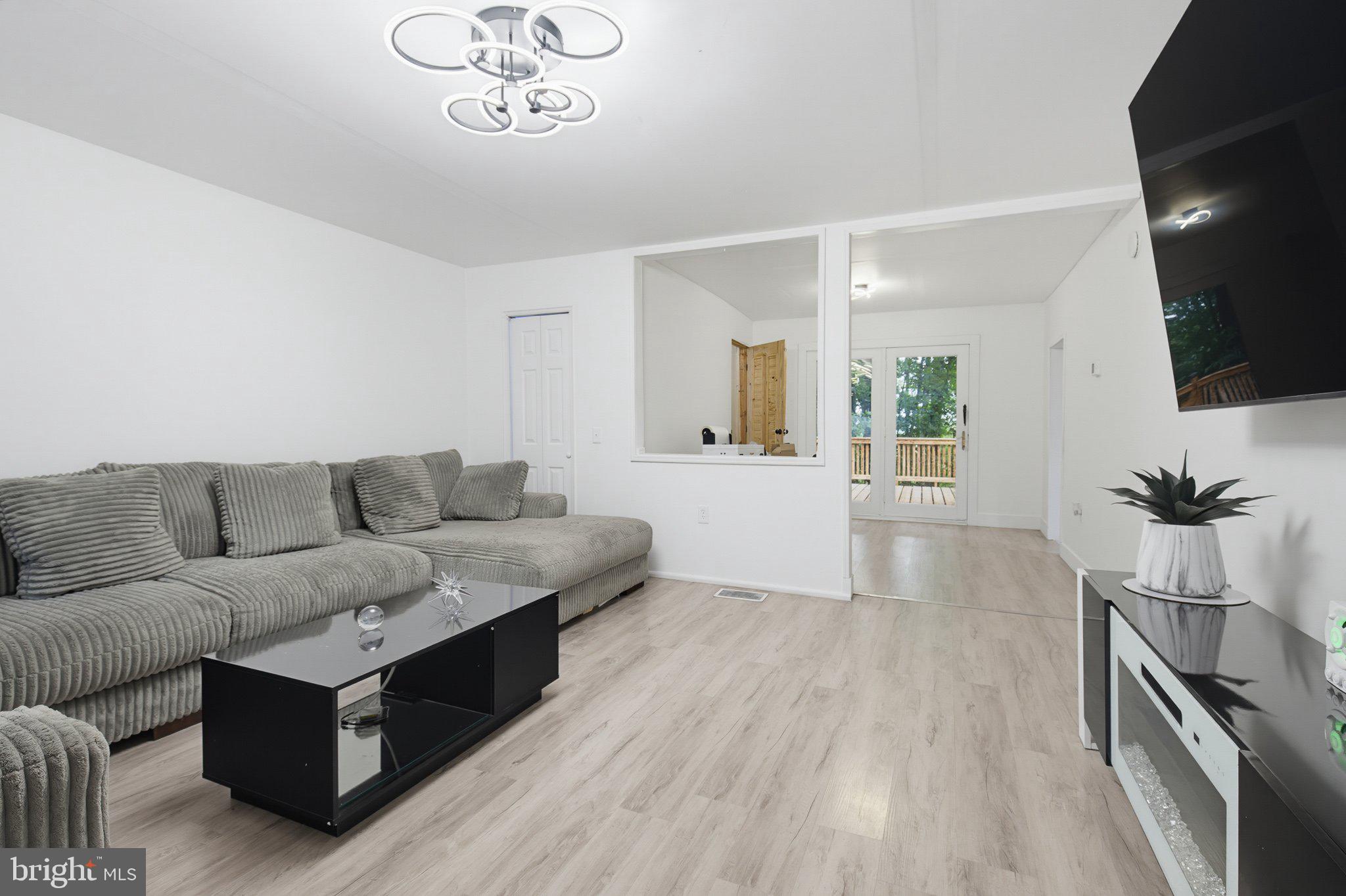 EAST PENNSBORO - Residential