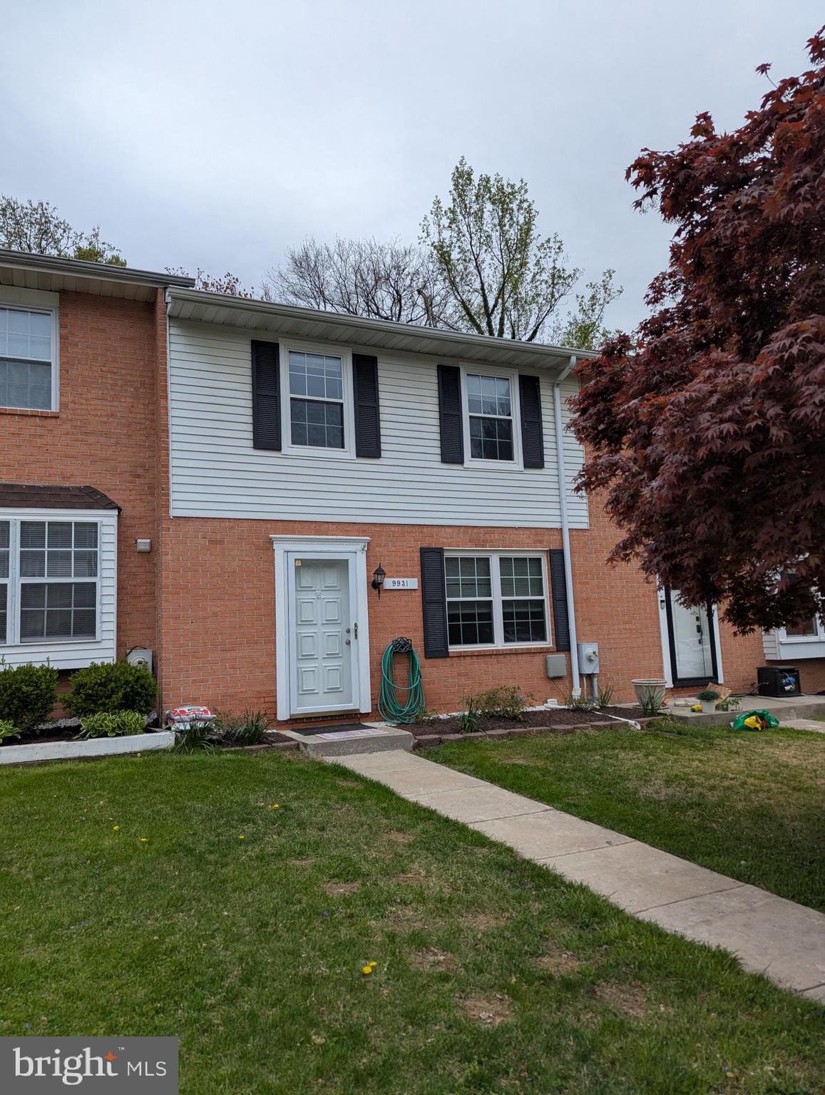 VILLAGE OF NEARBROOK - Residential Lease