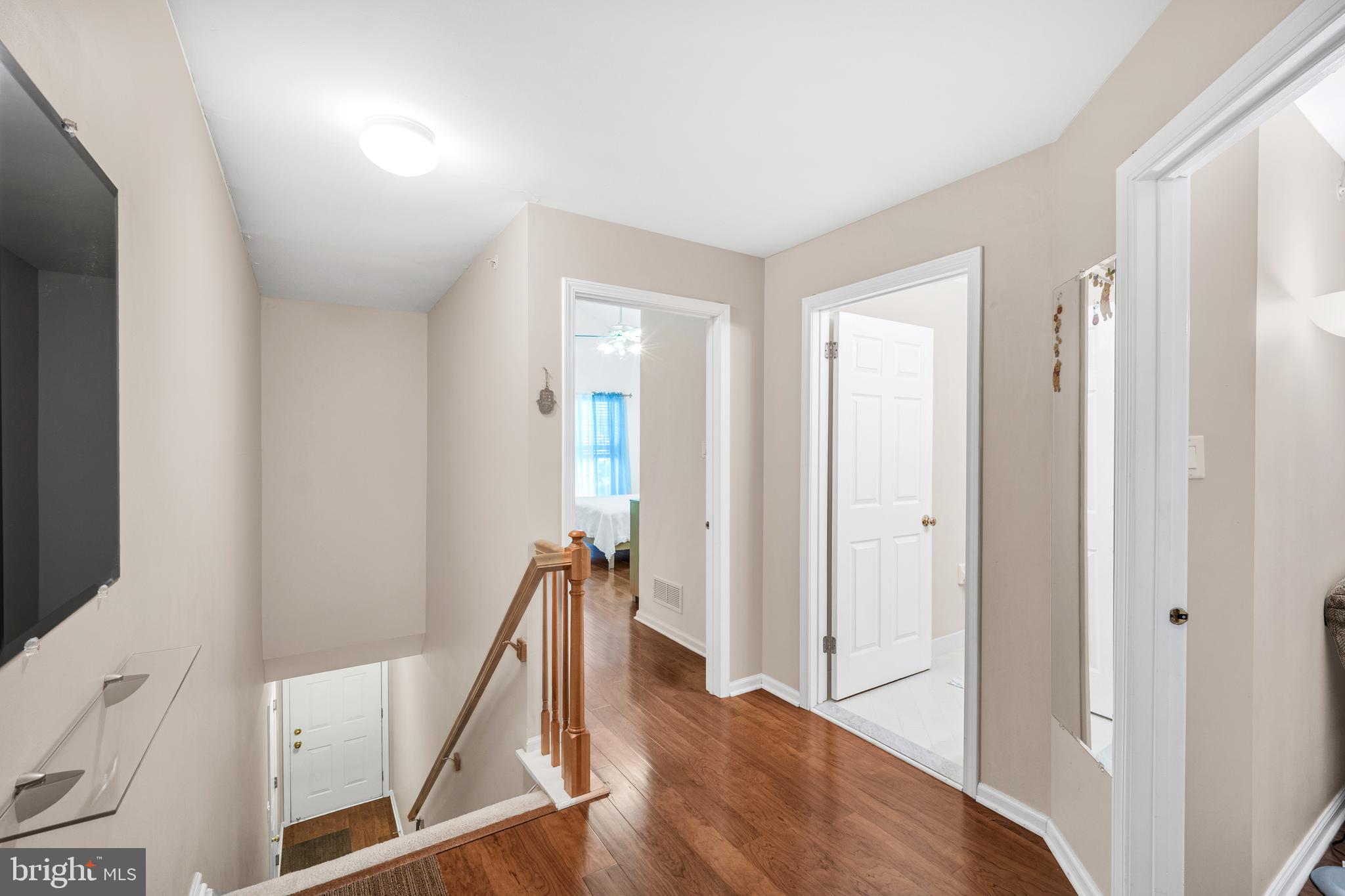 COUNTRY CROSSING - Residential